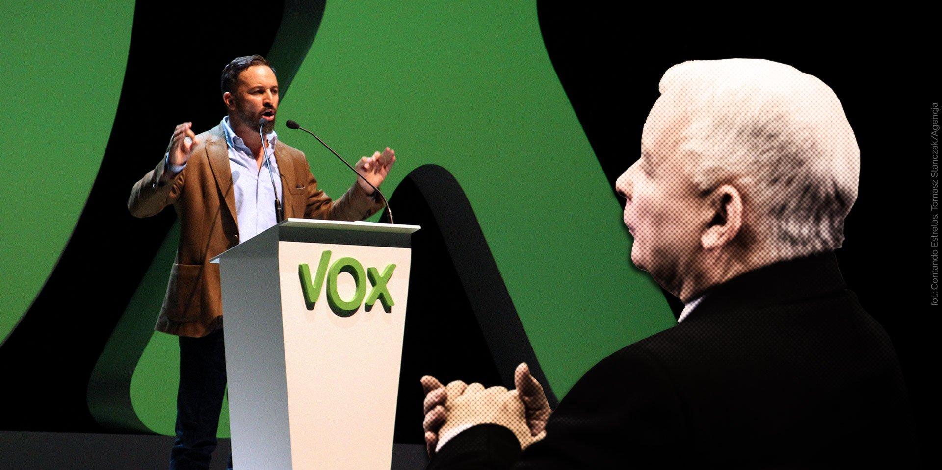 Jarosław Kaczyński na pierwszym plane, tyłe, na scenie Santiago Abscal z partii Vox