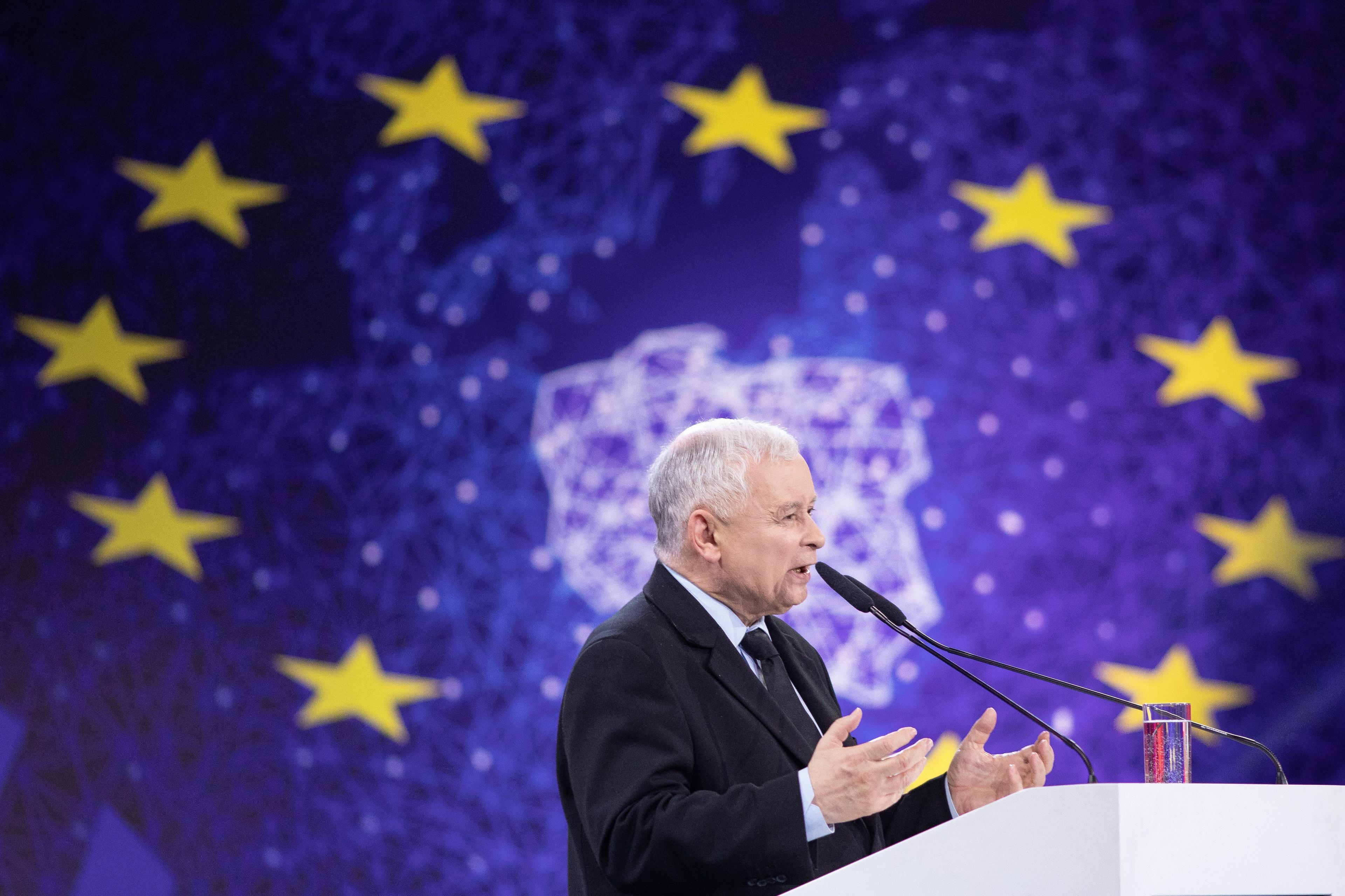 Jarosłąw Kaczyński przemawia na konwencji Prawa i Sprawiedliwości przed wyborami europejskimi