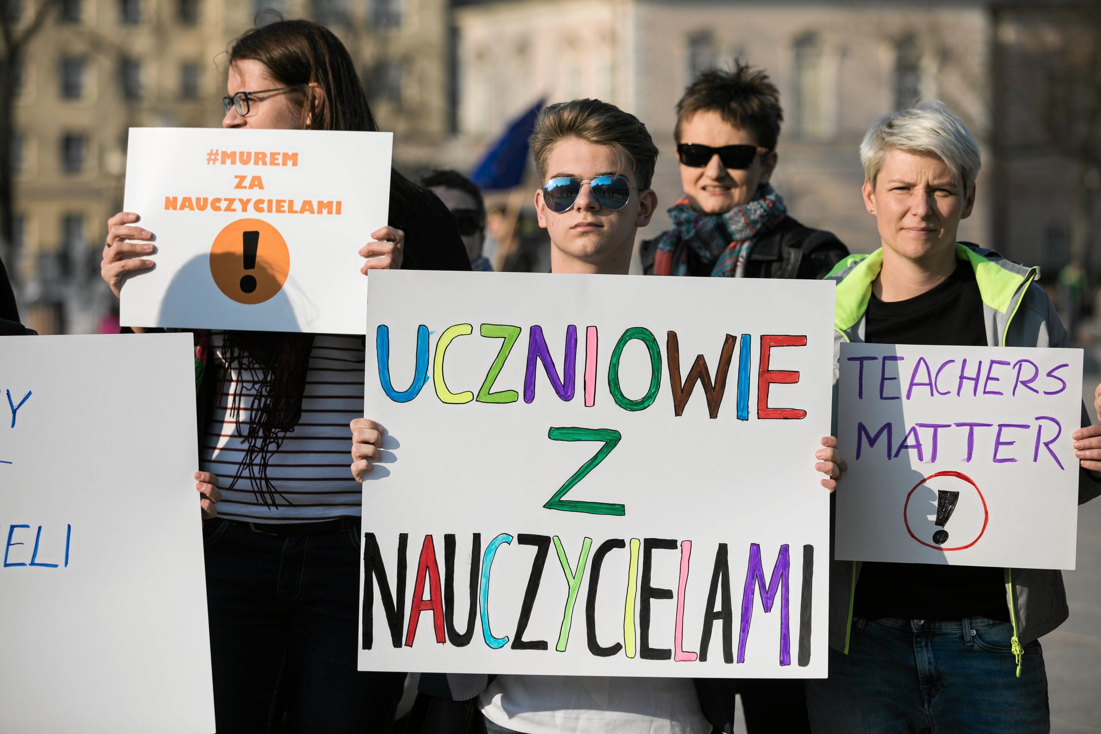 09.04.2019 Lublin , plac Litewski . Protest poparcia dla strajkujacych nauczycieli .
Fot. Jakub Orzechowski / Agencja Gazeta