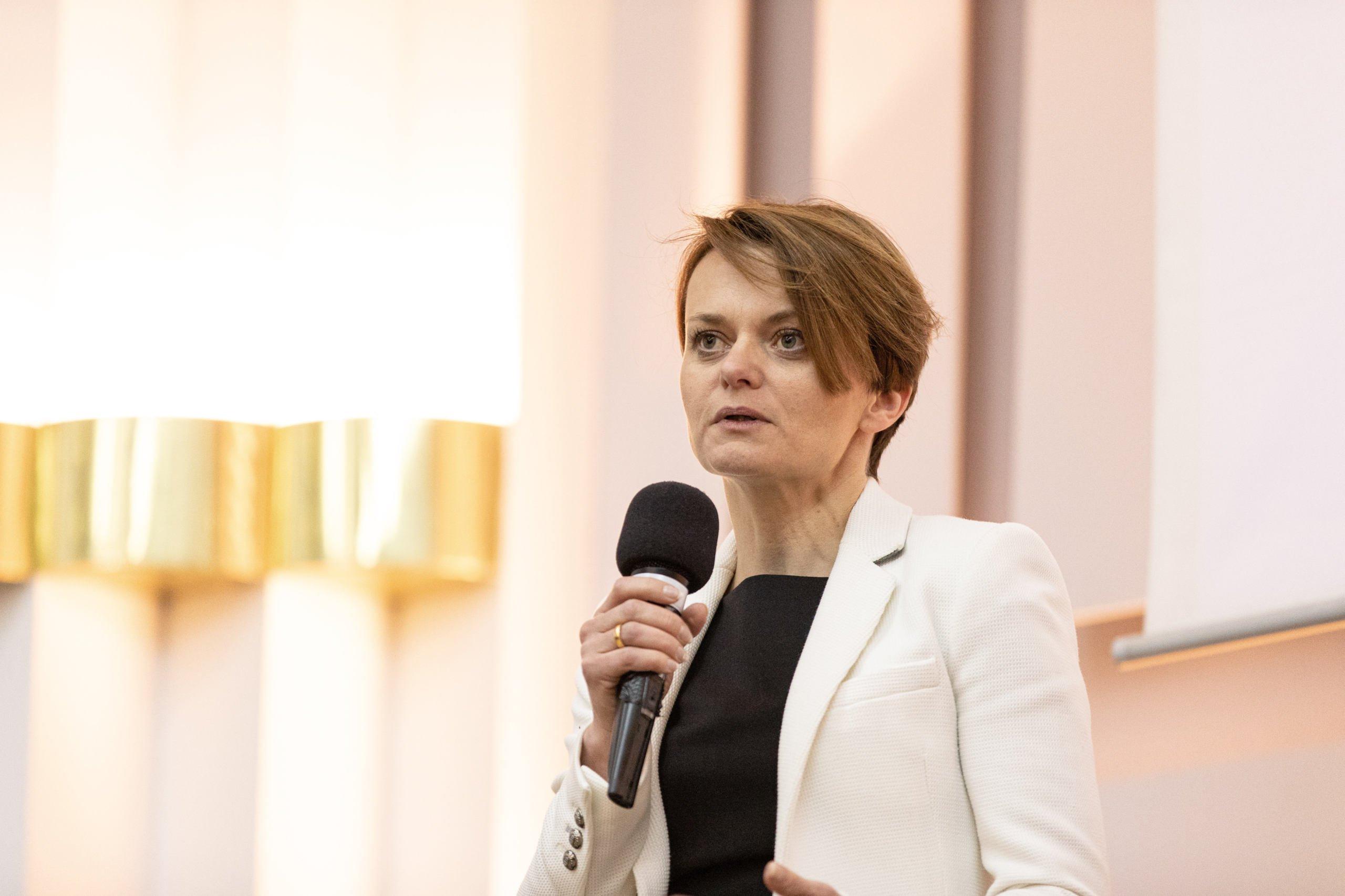 Jadwiga Emilewicz- minister rozwoju o stanie nadzwyczajnym