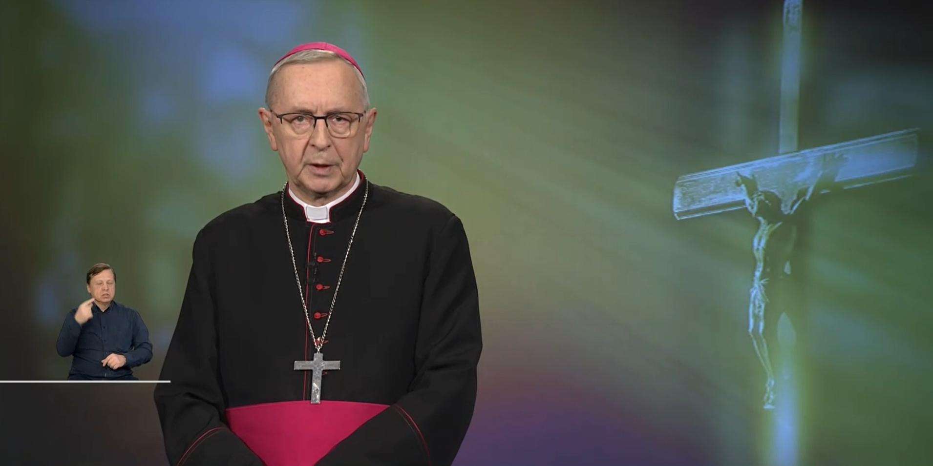 Arcybiskup Gądecki nie odwołuje mszy z powodu koronawirusa