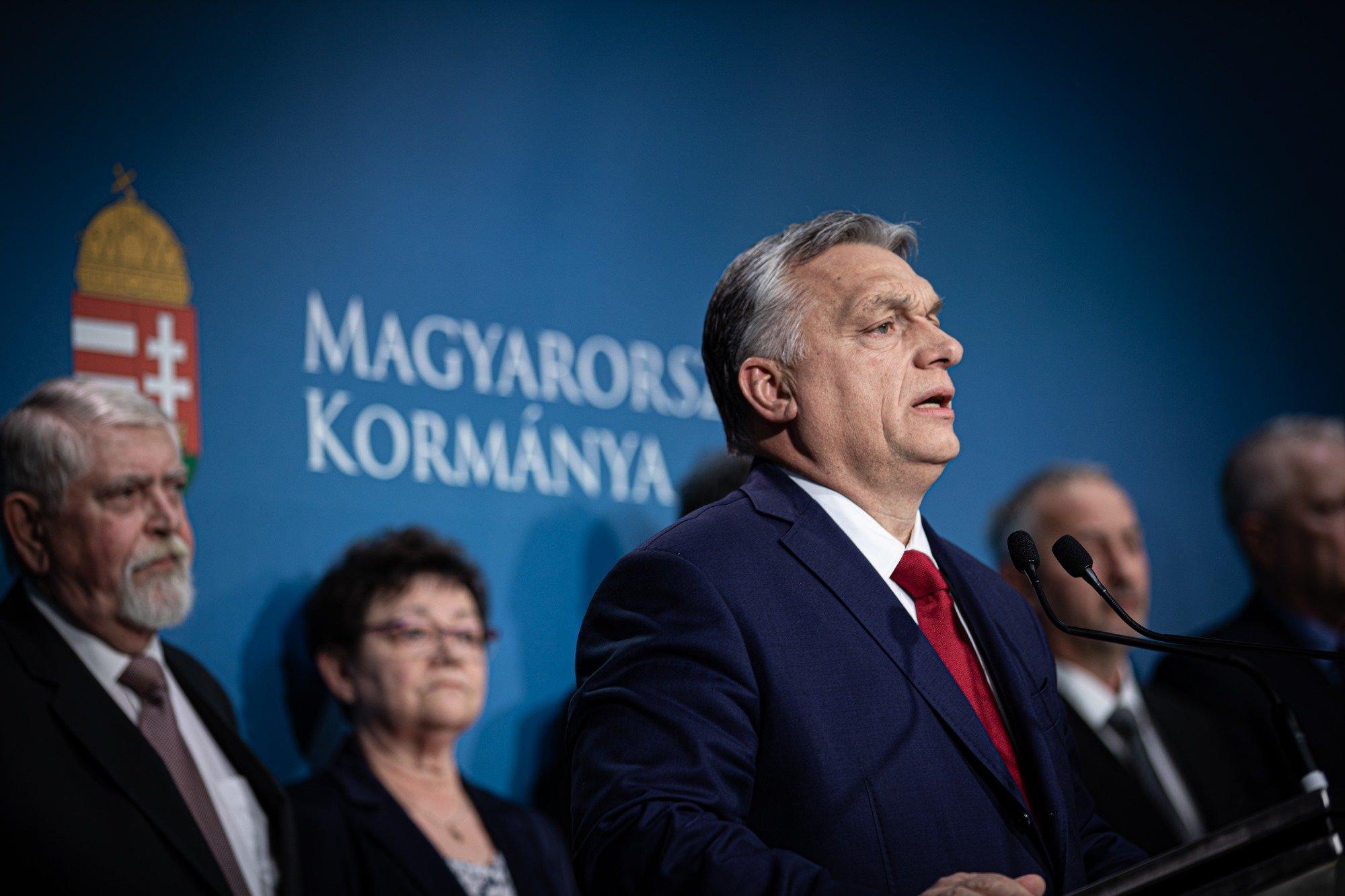 Victor Orban chce wykorzystać koronawirus, żeby Węgry pogrążyły się w dyktaturze