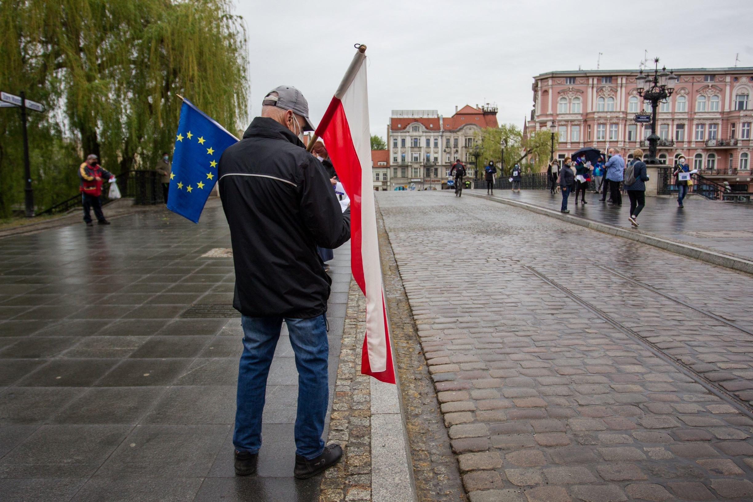 ! maja, rocznica wejścia Polski do UE, Konsensus Polaków wobec UE skończył sięKonsensus