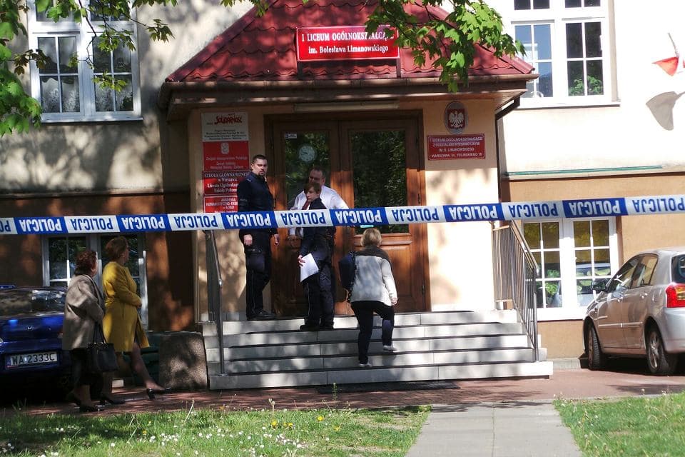 Alarm bombowy w 700 szkołach, stały za tym rosyjskie służbyRosysjkie