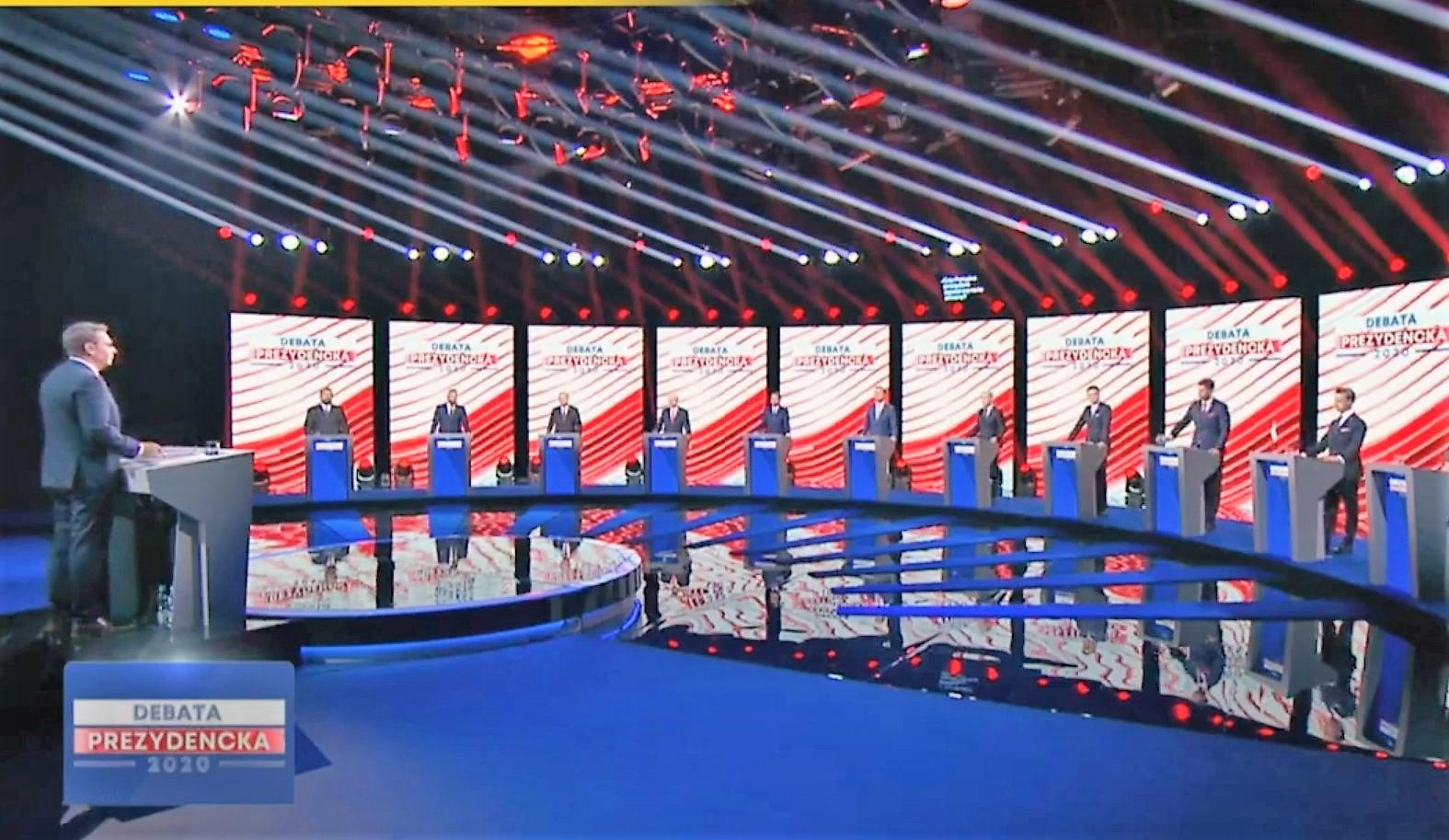 Debata prezydencka TVP - prowadzący i kandydaci