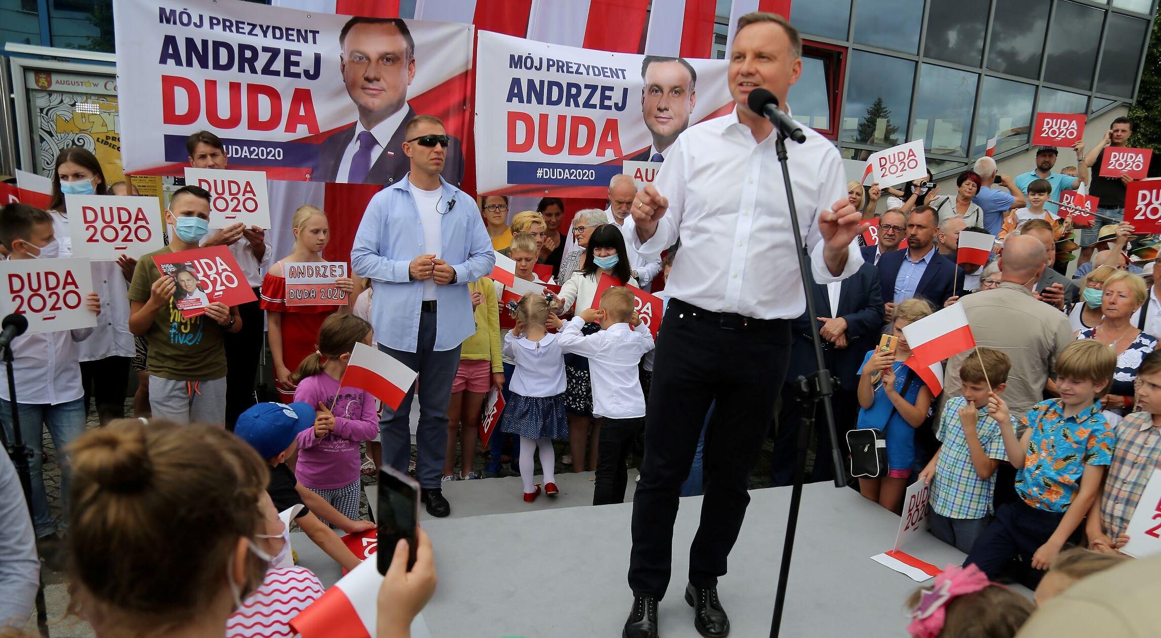 Andrzej Duda myśli o partii, chce być patronem wsi