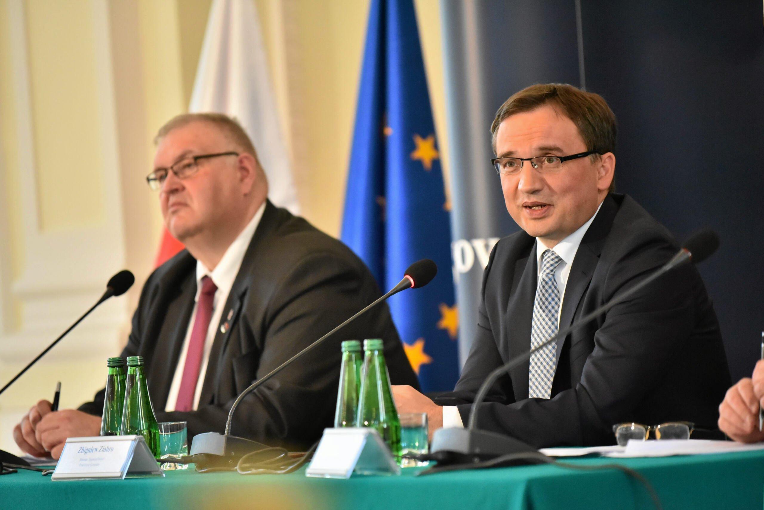 Zbigniew Ziobro i Bogdan Święczkowski na konferencji prasowej