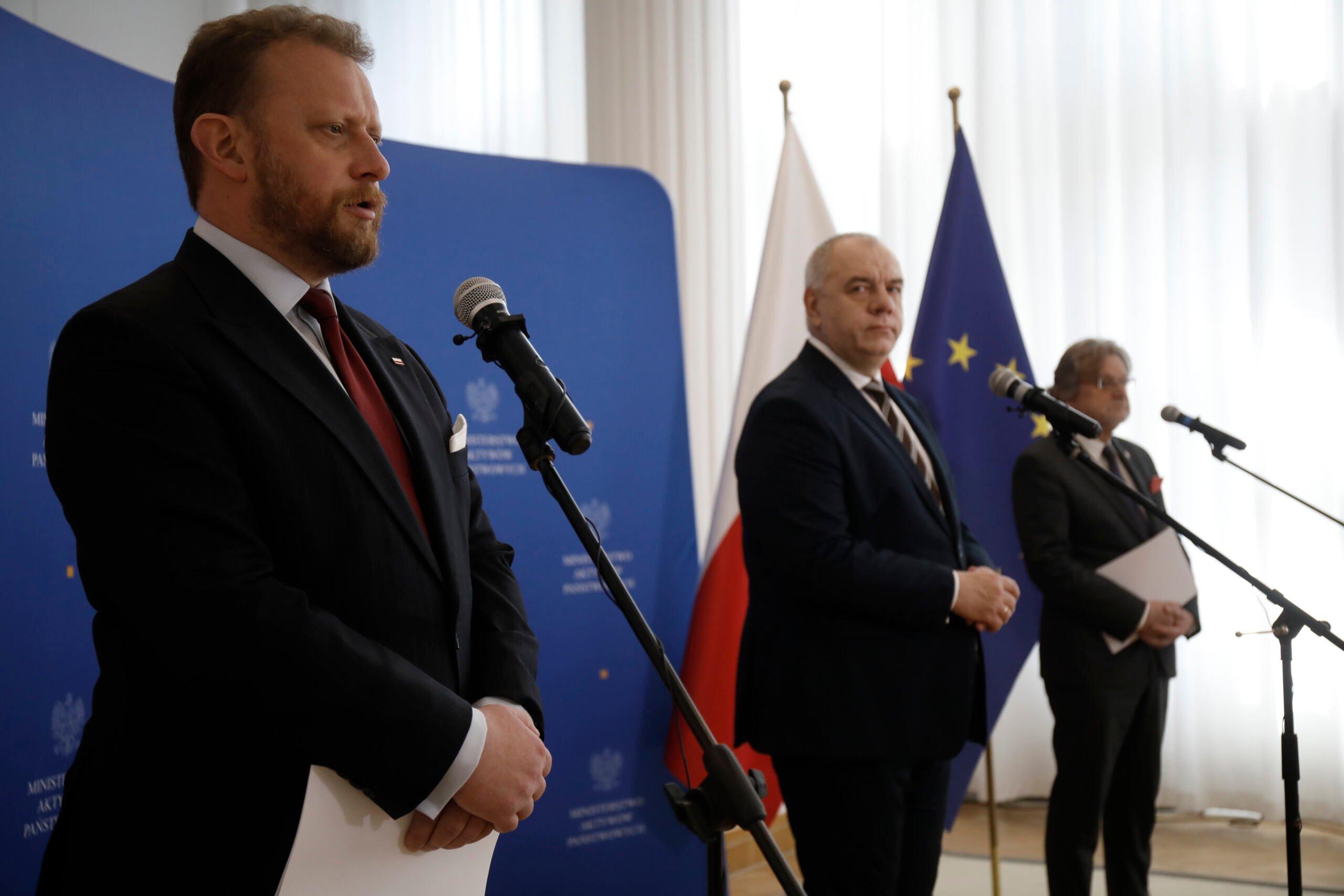 Szumowski, Sasin i Pinkas na konferencji prasowej