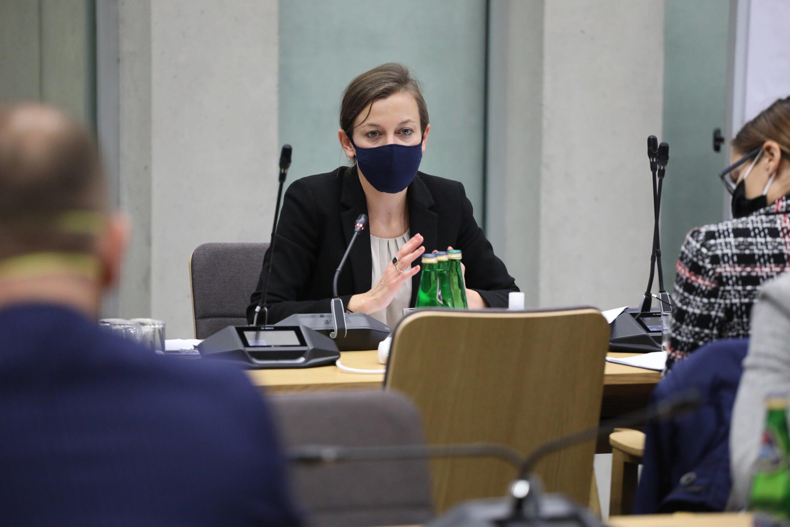 Zuzanna Rudzińska-Bluszcza na posiedzeniu sejmowej komisji sprawiedliwości
