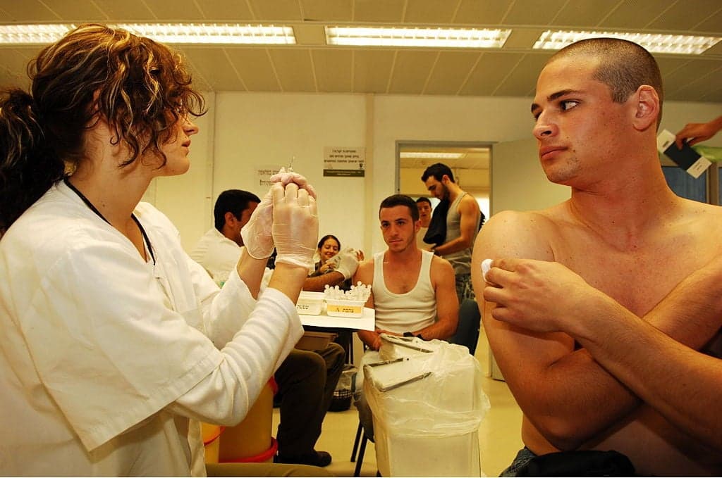szczepienia w Izraelu – wojsko