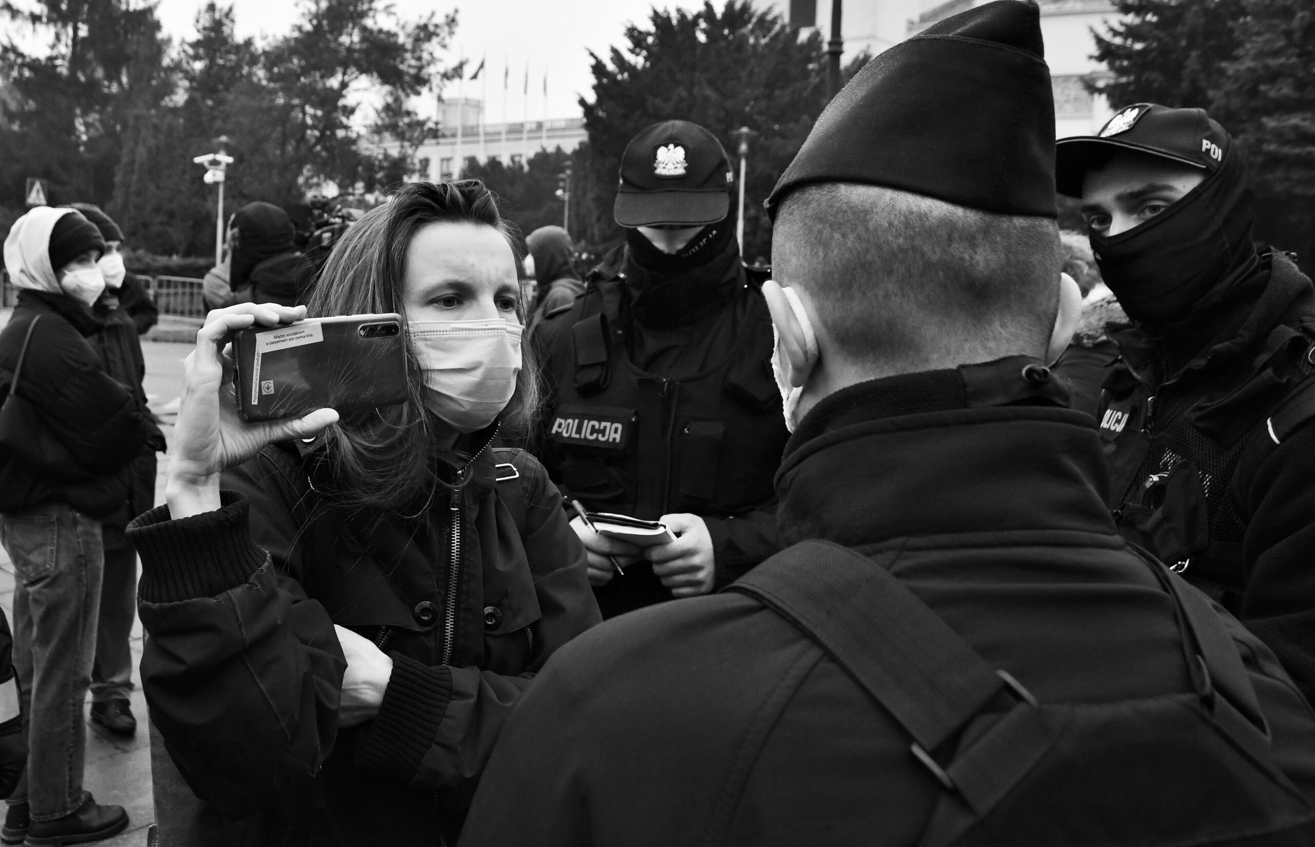 Warszawa, protest 15.04.2021, po decyzji w spr RPO