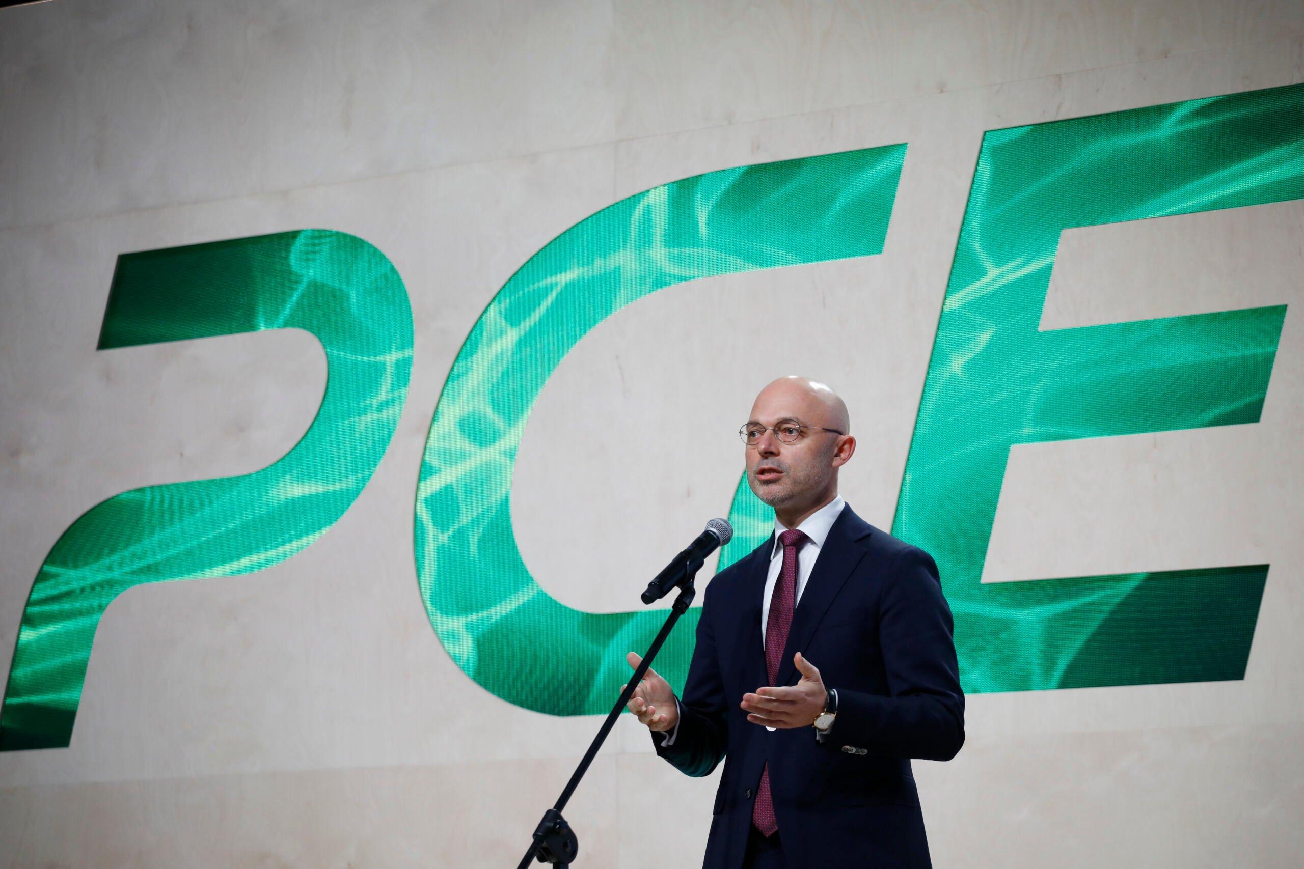 19.10.2020 Warszawa , Stadion Narodowy , Biznes Klub . Minister klimatu i srodowiska Michal Kurtyka podczas konferencji prasowej #PGE2050 .
Fot. Maciek Jazwiecki / Agencja Gazeta