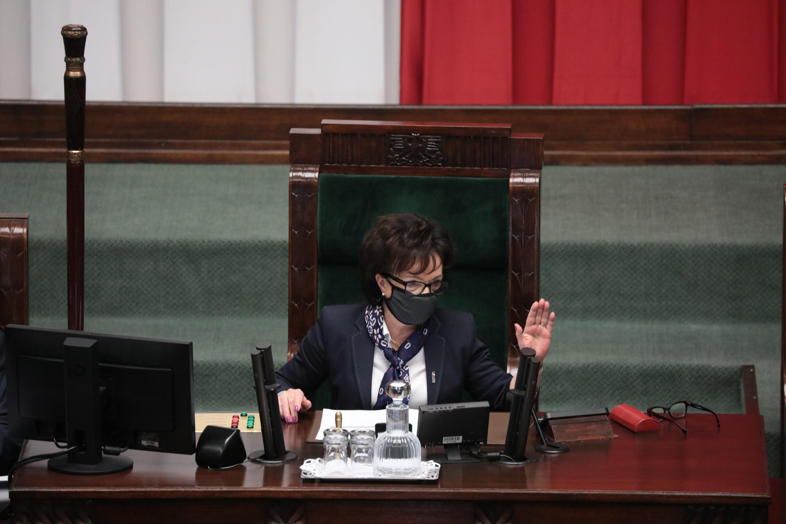 Marszałek Elżbieta Witek na posiedzeniu Sejmu