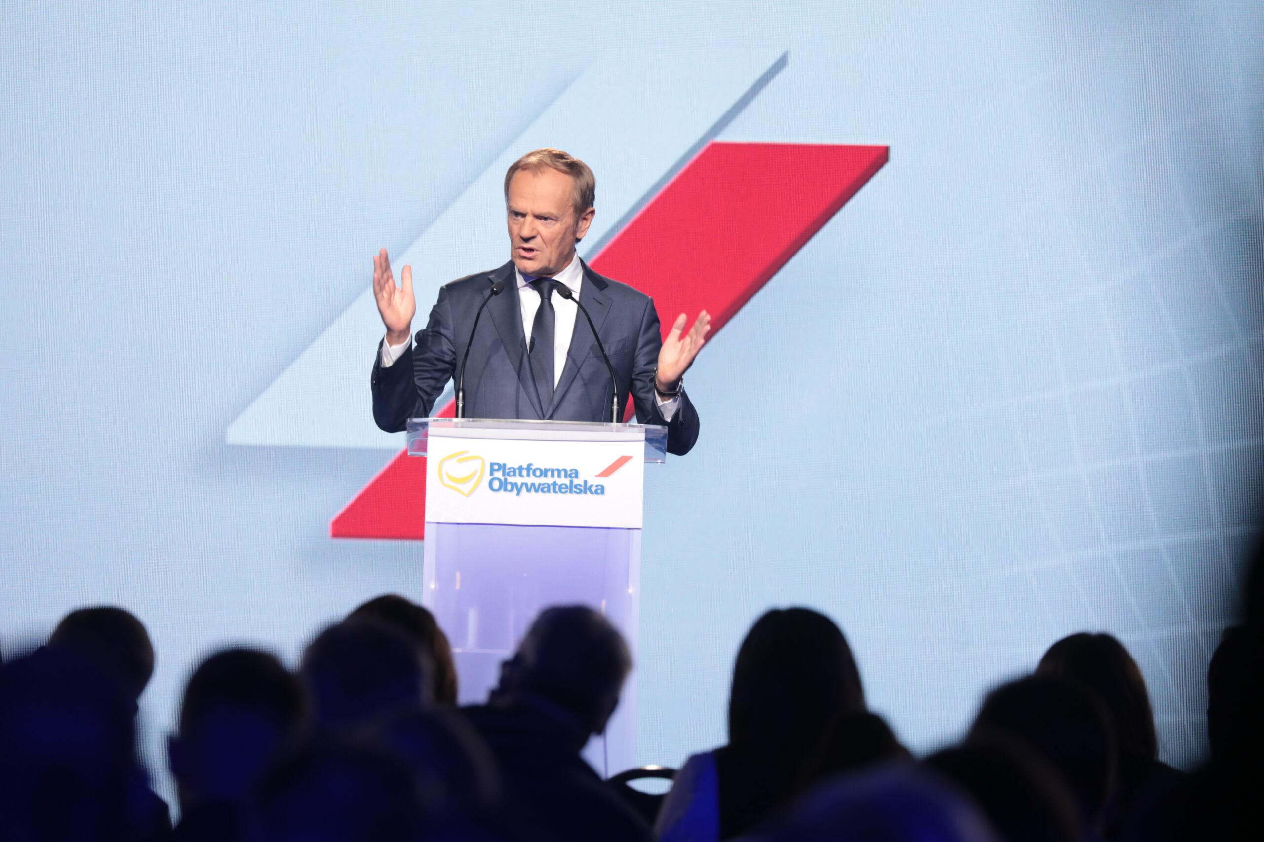 Donald Tusk przemawia