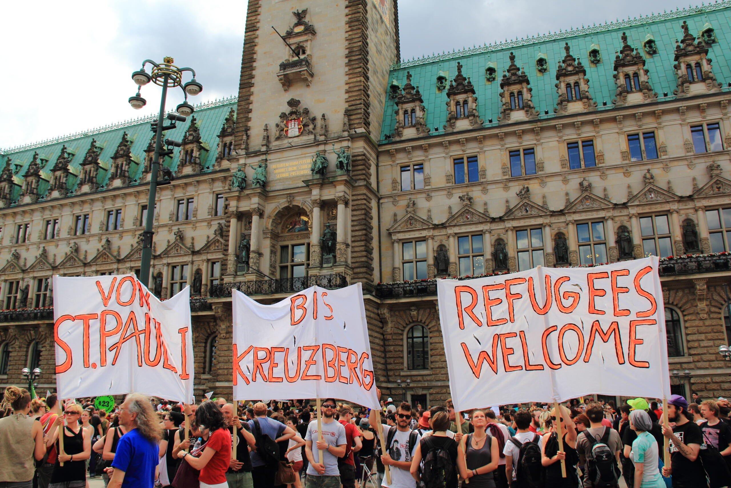 Demonstracja poparcia dla uchodźców