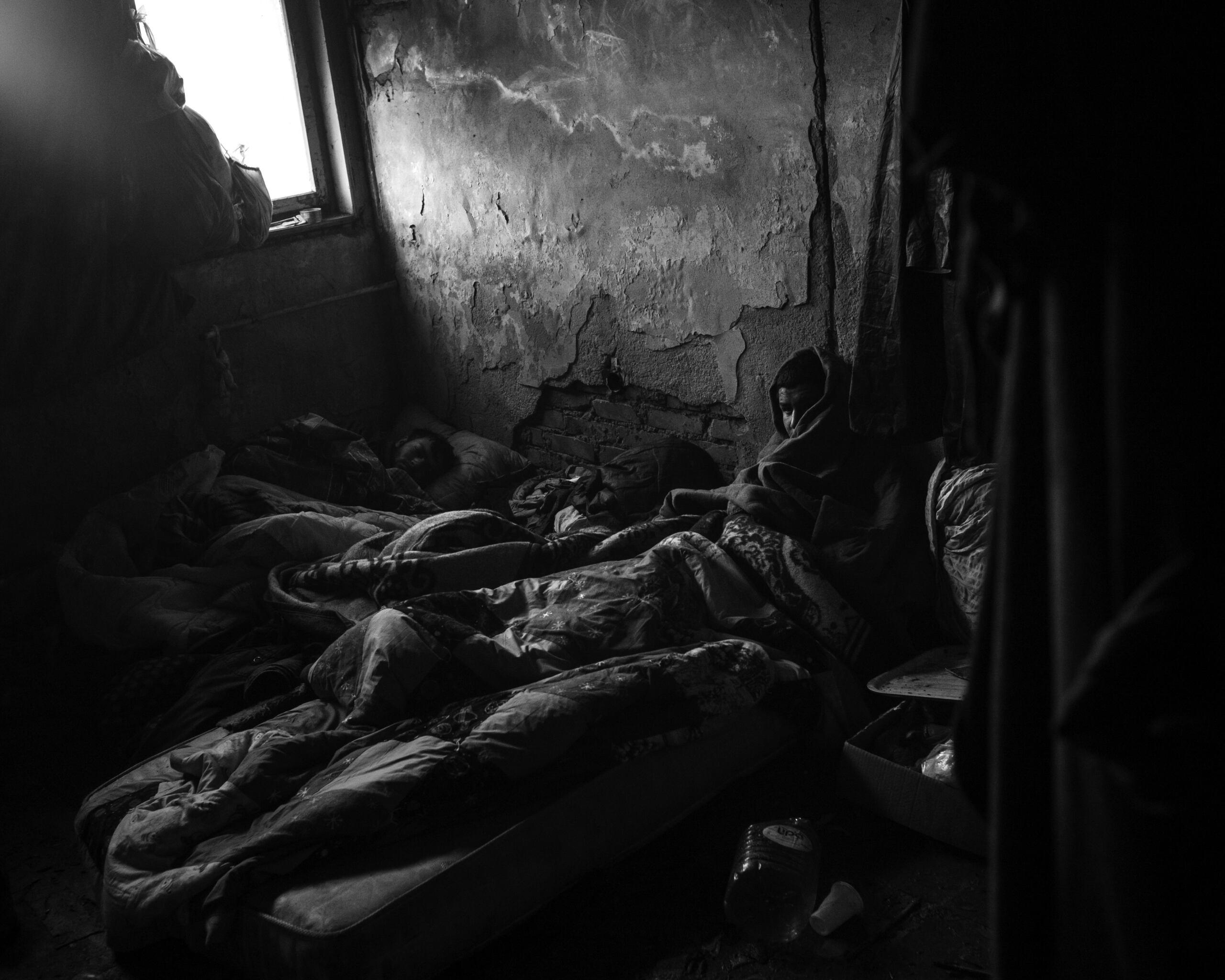 Uchodźcy w Bihaću, Bośnia, niedaleko chorwackiej granicy, fot. Karol Grygoruk, RATS Agency