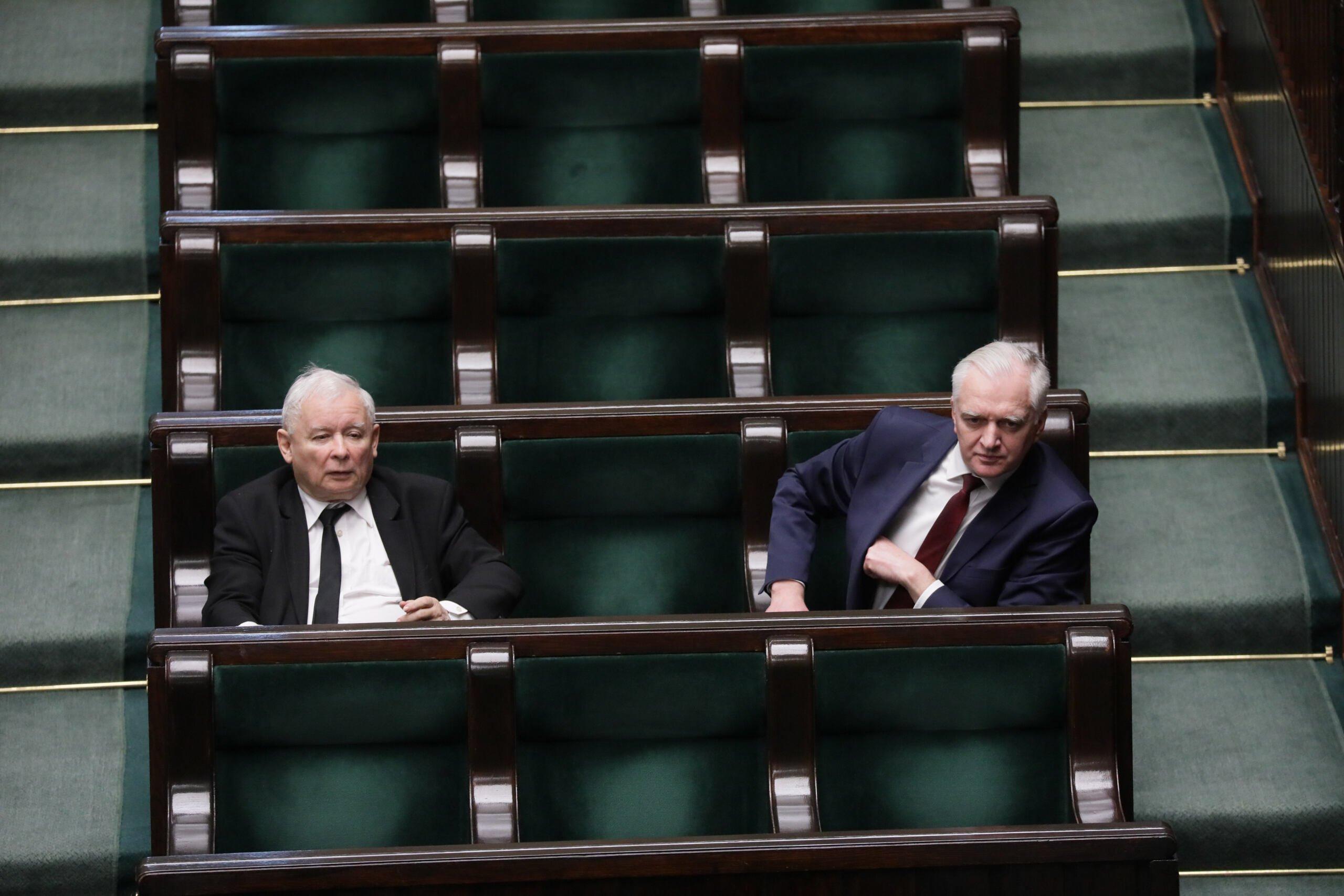 Sejm. Jarosław Kaczyński i Jarosław Gowin