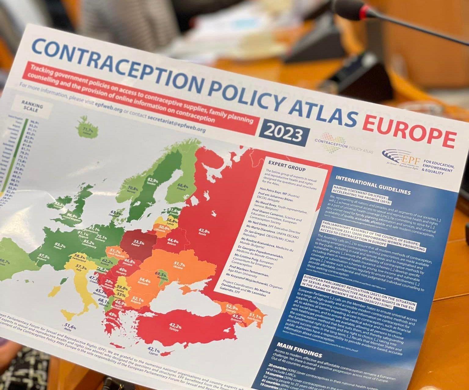Kartka z mapą dostępu do antykoncepcji w Europie