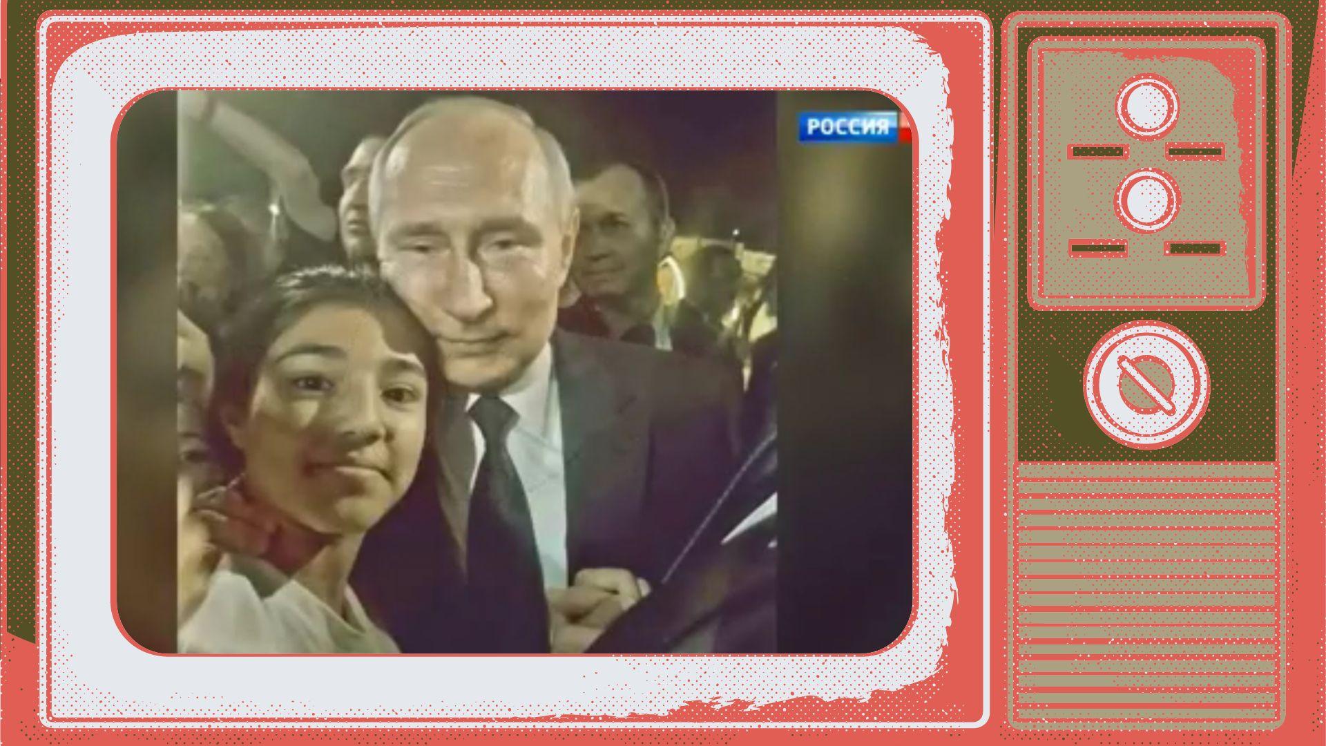 Grafika: w ramce starego telewizora selfie Putina z nastolatką