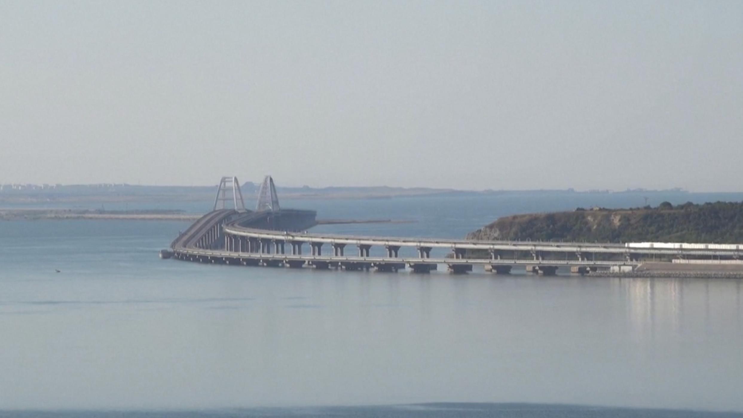 Uszkodzony most Krymski