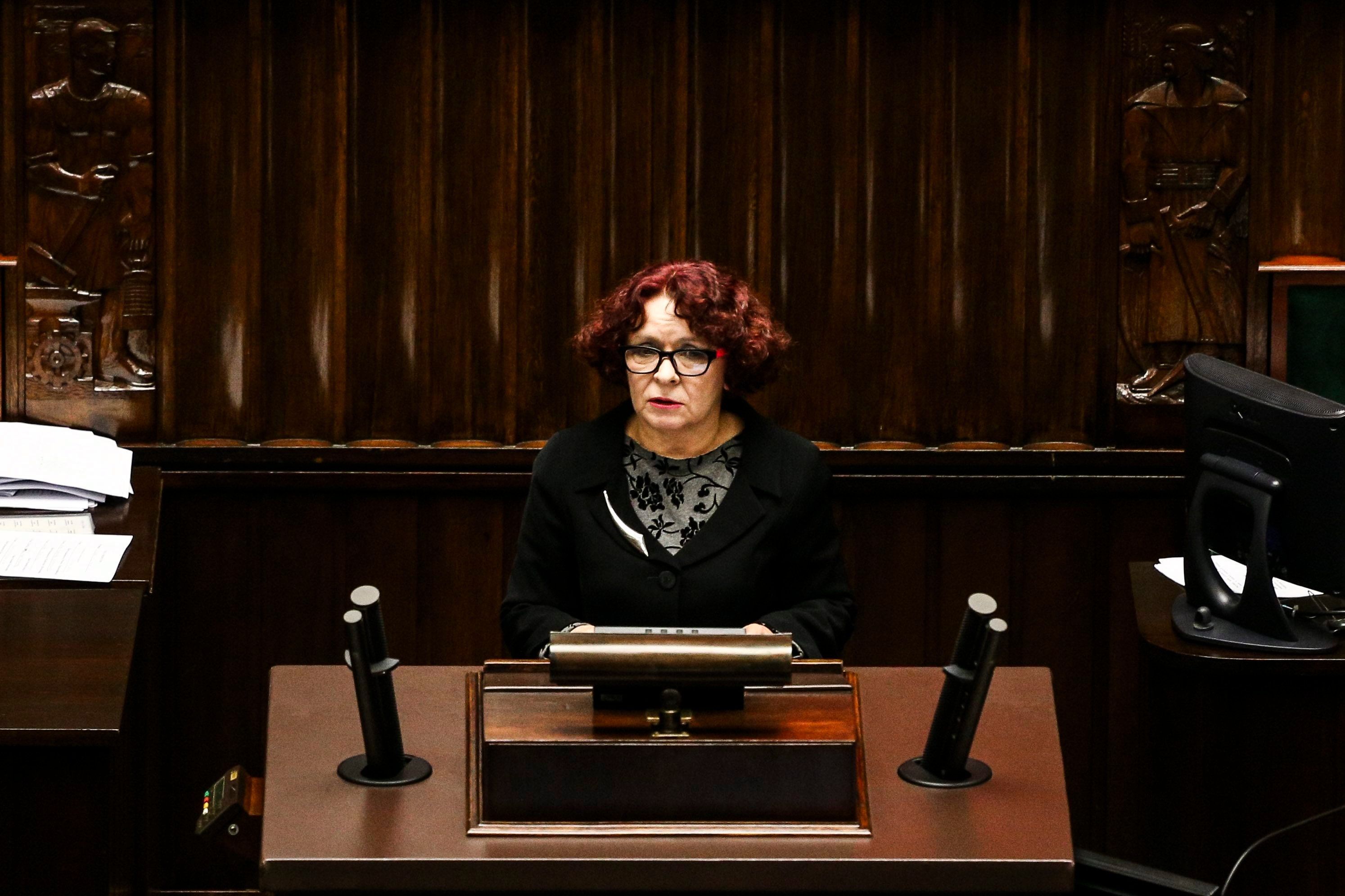 29.12.2015 Warszawa , Sejm . Poslanka PiS Elzbieta Kruk w trakcie zapytan poselskich podczas pierwszego czytania ustawy medialnej .
Fot. Adam Stepien / Agencja Gazeta