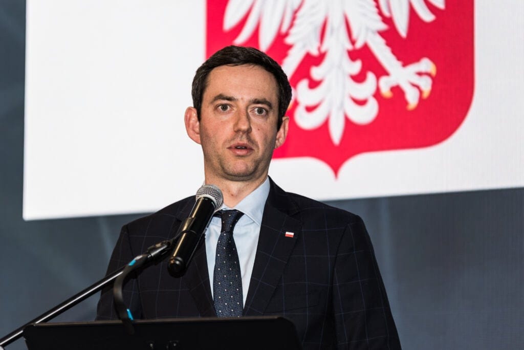 30.10.2018 Walbrzych . Nz wiceminister Marcin Ociepa podczas uroczystosci uruchomienia linii produkcyjnej przekladni do samochodow hybrydowych Toyoty w Walbrzychu . 
Fot. Tomasz Pietrzyk / Agencja Gazeta