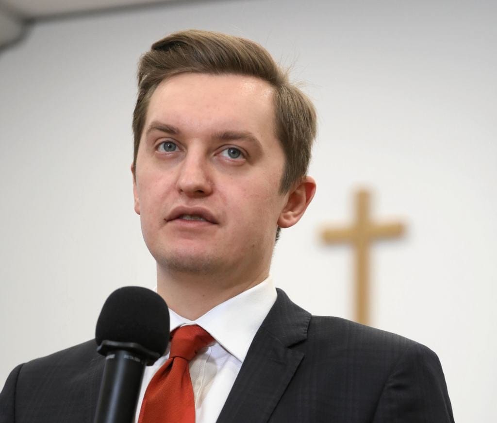 12.03.2019 Warszawa , Al Ujazdowskie . Ministerstwo Sprawiedliwosci . Komisja Weryfikacyjna do spraw reprywatyzacji nieruchomosci warszawskich . Sebastian Kaleta podczas ogloszenia wyroku w sprawie nieruchomosci Morsztynska 27 i Senatorska 9 . 
Fot. Slawomir Kaminski / Agencja Gazeta