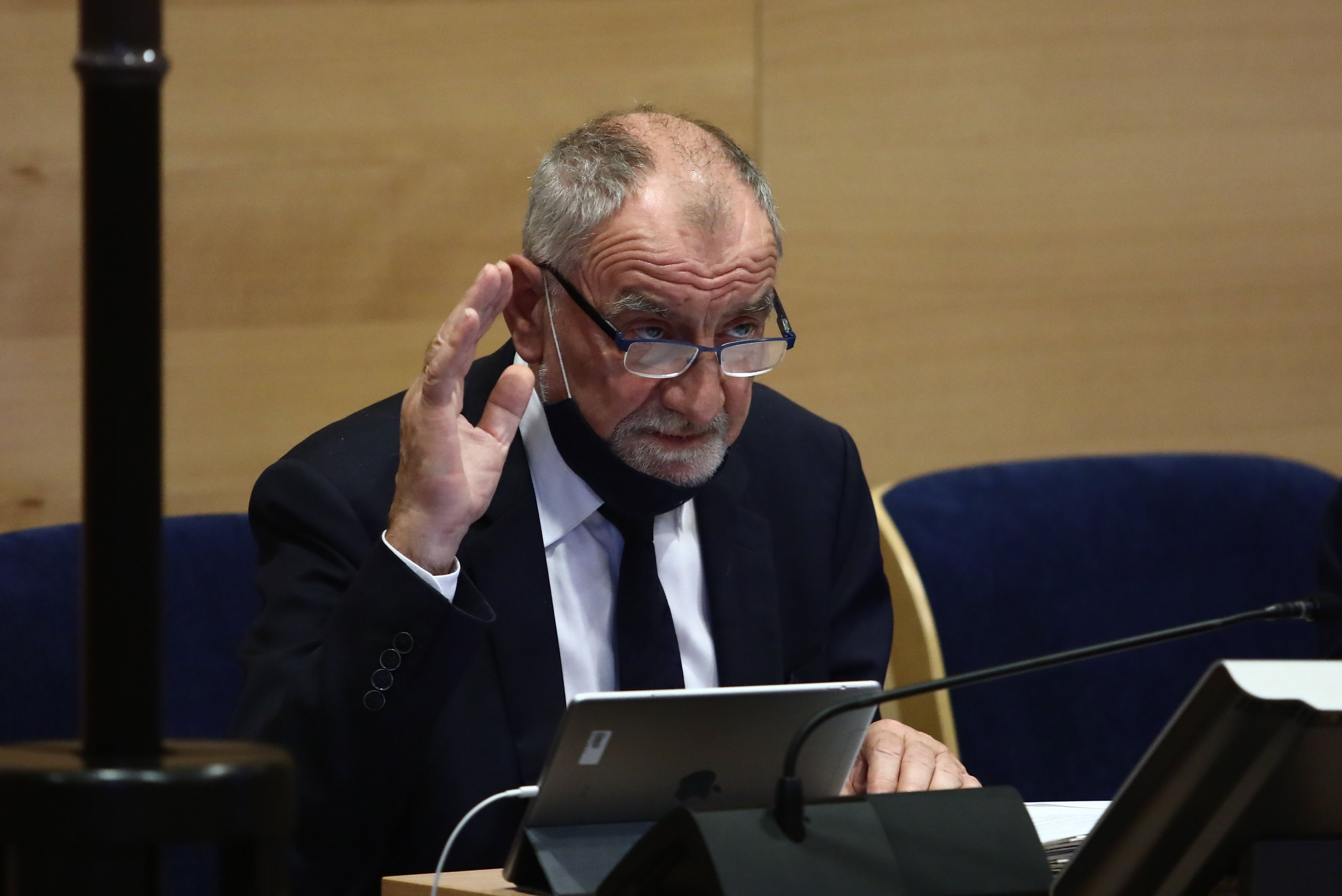 27.09.2021 Krakow . Urzad Marszalkowski . Jan Tadeusz Duda podczas sesji Sejmiku Wojewodztwa Malopolskiego w sprawie deklaracji przeciwko LGBT. 
Fot. Jakub Porzycki / Agencja Gazeta