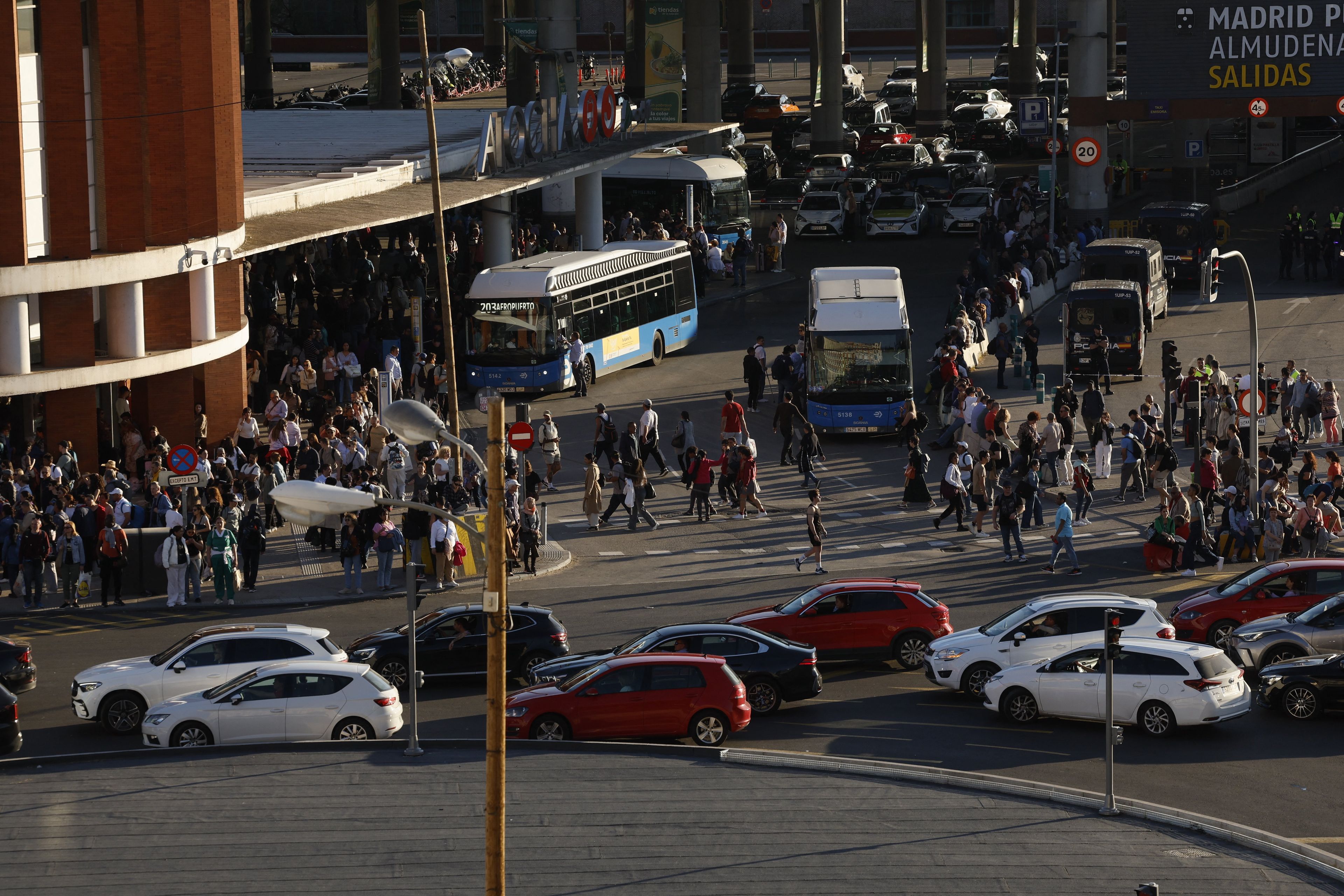 SPAIN-ENERGY-EMERGENCY-BLACKOUT
