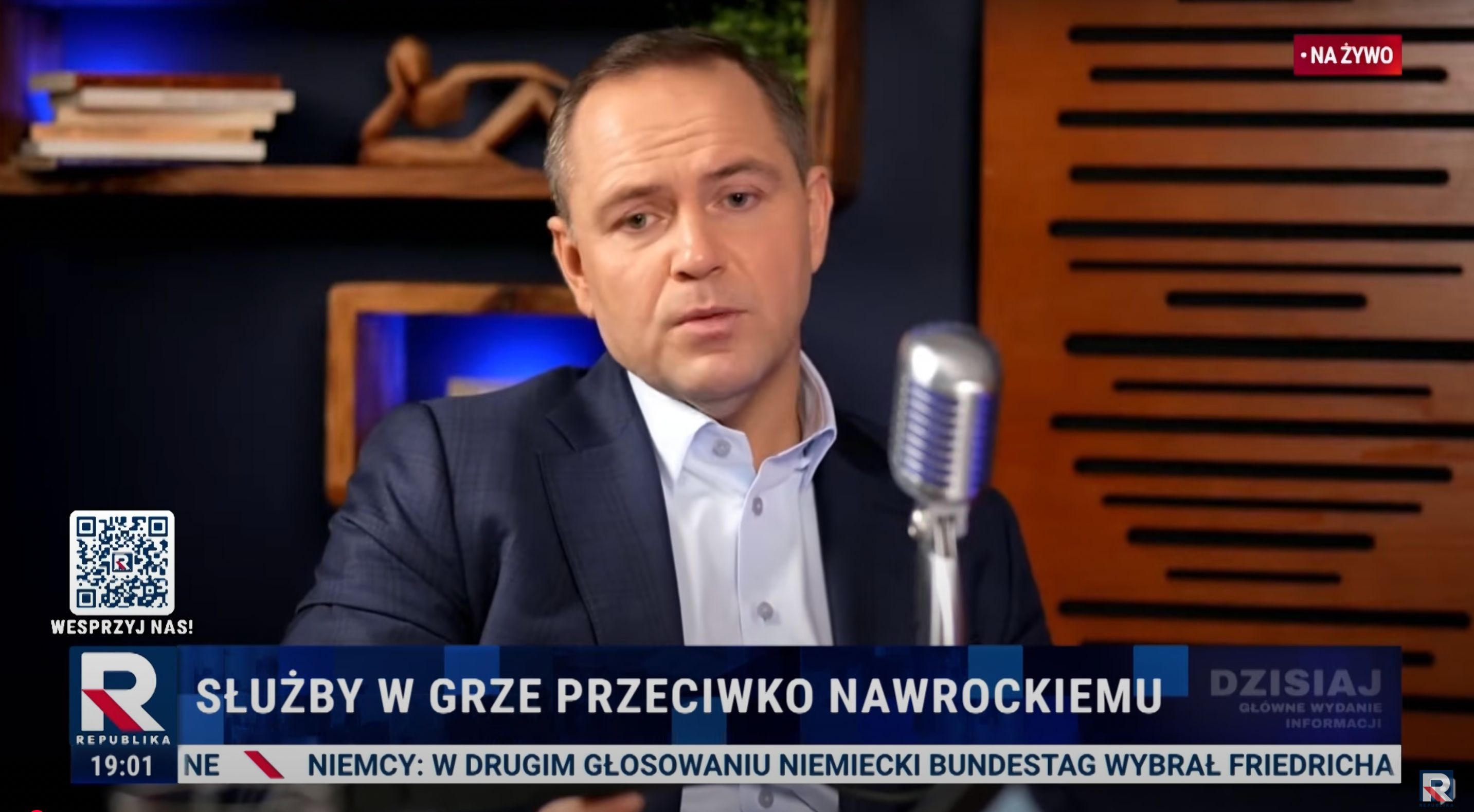 Karol Nawrocki. Na pasku: „Służby w grze przeciwko Nawrockiemu”