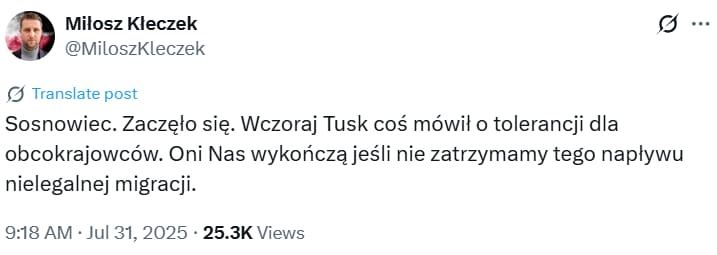 Zrzut ekranu z platformy X przedstawia wpis Miłosza Kłeczka, w którym łączy wydarzenia w Sosnowcu z polityką migracyjną i krytykuje Donalda Tuska za wypowiedzi o tolerancji dla obcokrajowców.