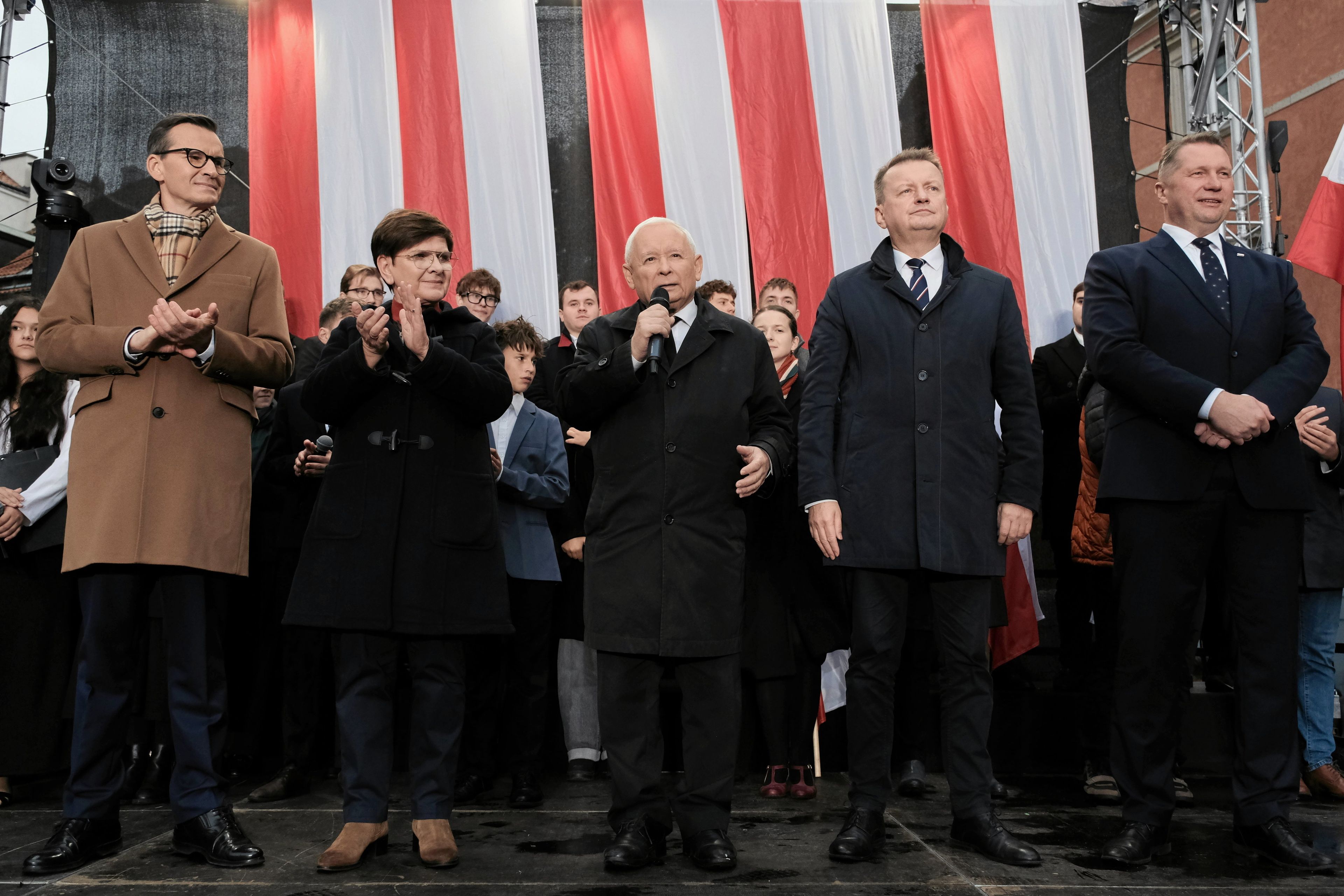 Od lewej: Mateusz Morawiecki, Beata Szydło, Jarosław Kaczyński, Mariusz Błaszczak, Przemysław Czarnek