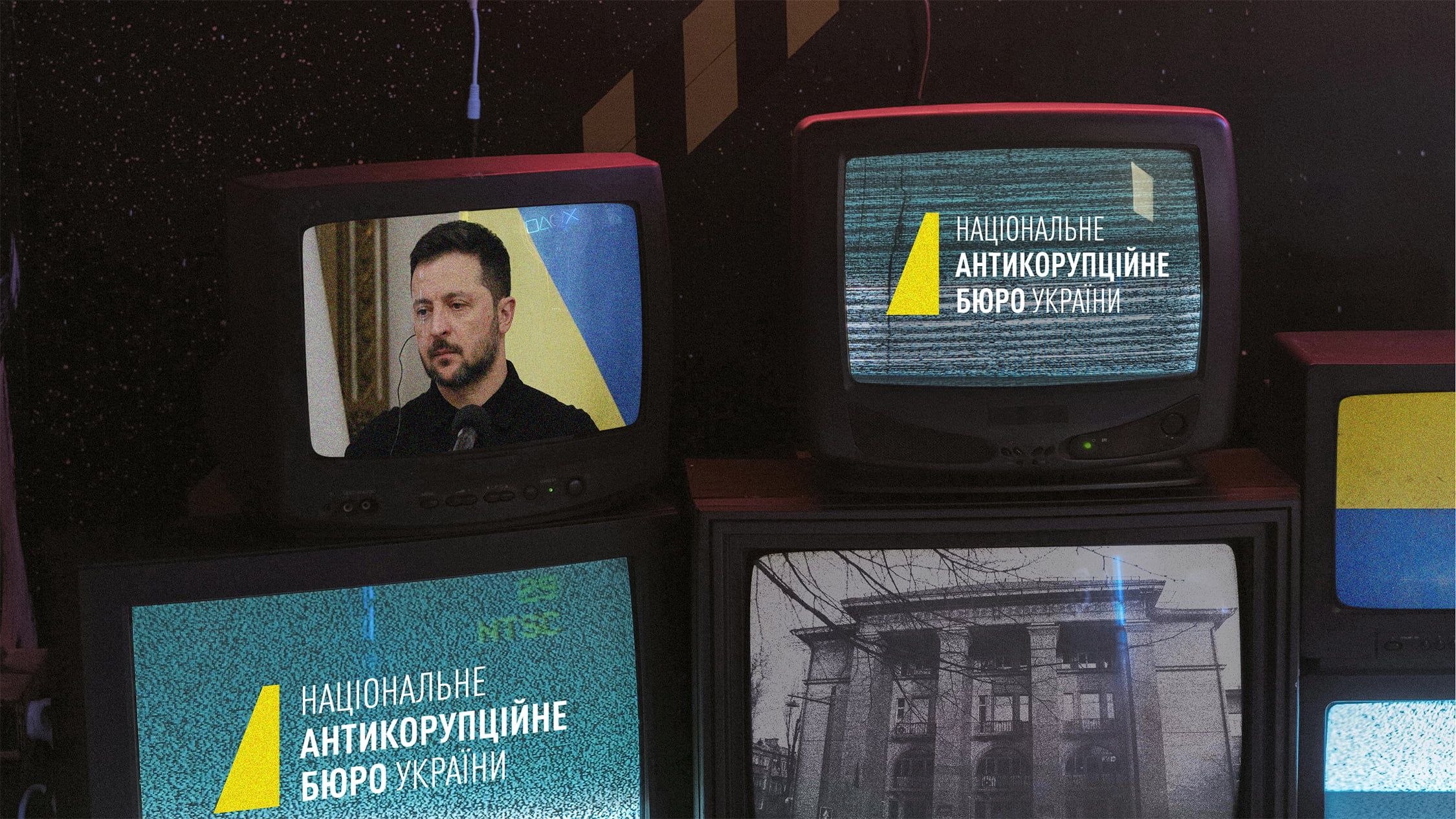 Grafika: telewzory z ukraińskimi napisami i twarzą prezydenta Zełenskiego