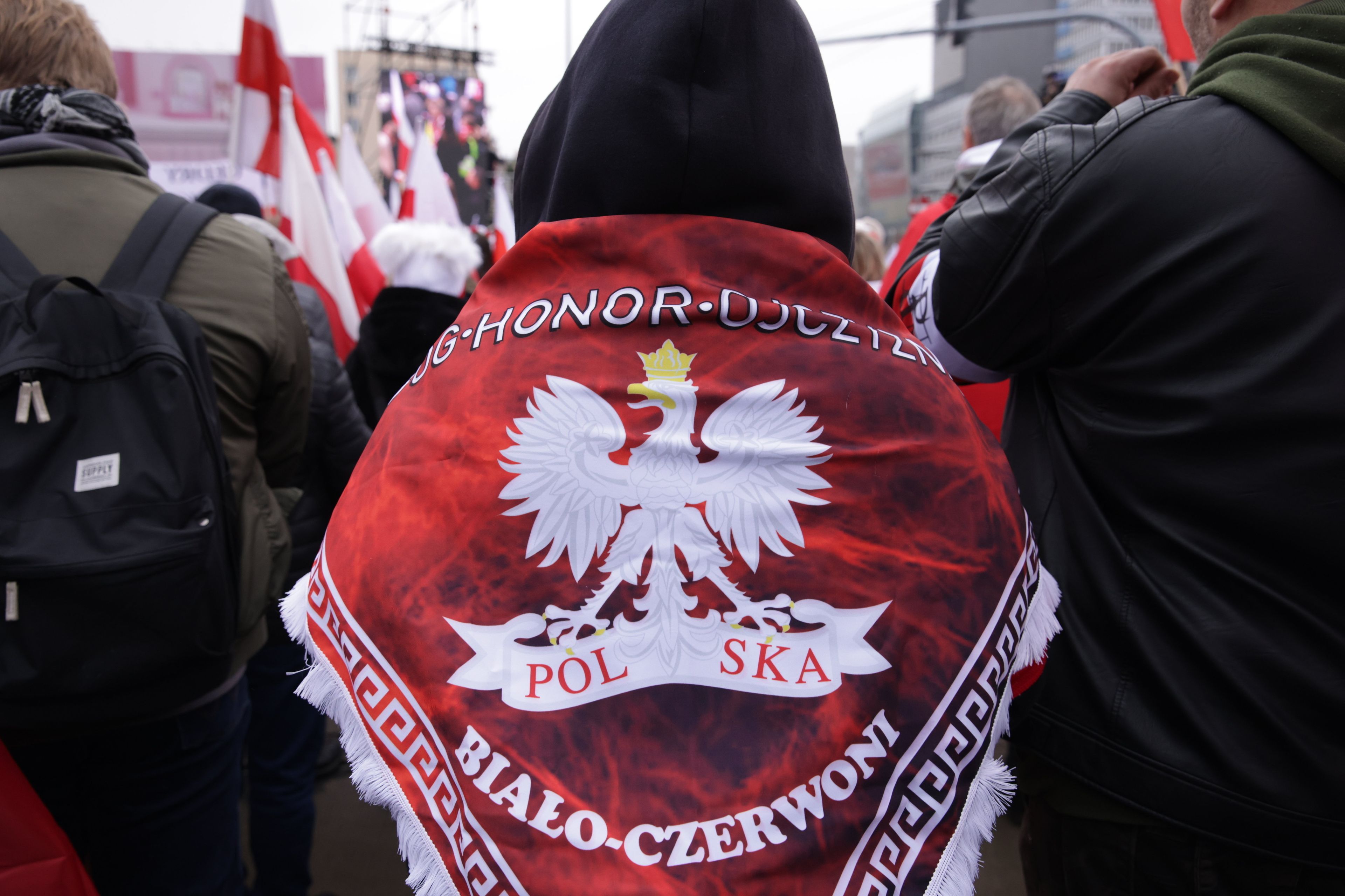 11.11.2025 Warszawa . Marsz Niepodleglosci zorganizowany przez srodowiska narodowe pod haslem  Jeden narod - silna Polska  .
Fot. Dawid Zuchowicz / Agencja Wyborcza.pl