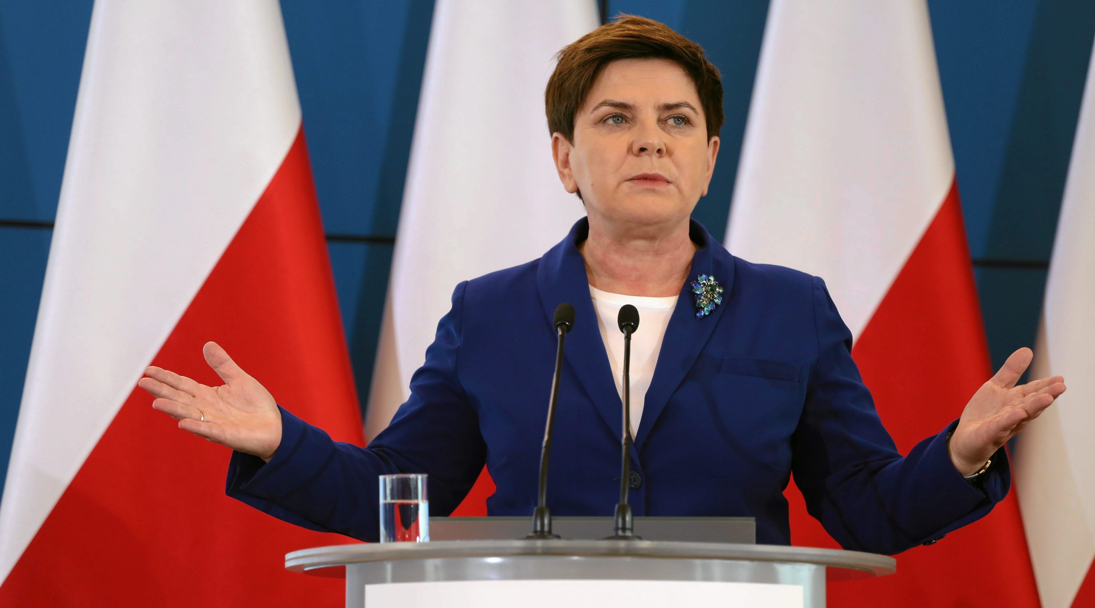 Grafika do artykułu Bilans obietnic PiS. Rząd i prezydent na 33 proc.