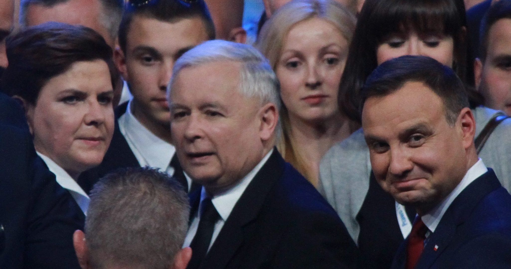 20.06.2015 Warszawa , ul Lazienkowska , Torwar . Beata Szydlo , kandydataka na premiera , prezes Jaroslaw Kaczynski i prezydent Andrzej Duda podczas  pierwszej po wygranych wyborach prezydenckich Konwencji Prawa i Sprawiedliwosci .
Fot . Slawomir Kaminski / Agencja Gazeta