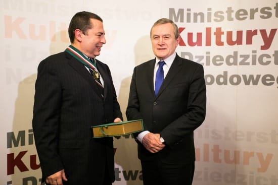 Grafika do artykułu Czy Bronisław Wildstein zachwyci zachodnich czytelników? Będzie promowany za publiczne pieniądze