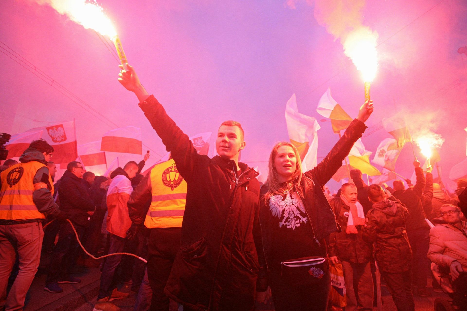 Nationalists , carrying Polish flags , as they march through the streets of Warsaw to marks Poland ' s Independence Day in Warsaw , Poland , Friday , Nov . 11 , 2017

11.11.2017 Warszawa . Obchody Swieta Niepodleglosci . Marsz Niepodleglosci .
Fot. Adam Stepien / Agencja Gazeta
