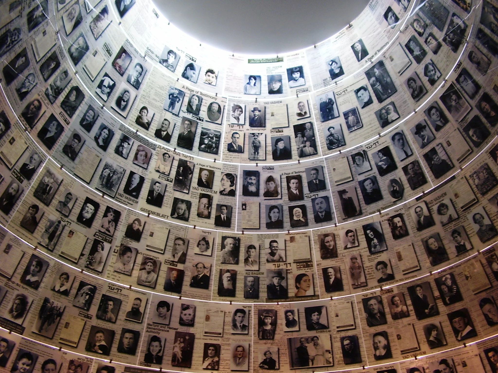 Grafika do artykułu Yad Vashem ostro o deklaracji polsko-izraelskiej. “Zaprzecza istniejącej wiedzy historycznej”