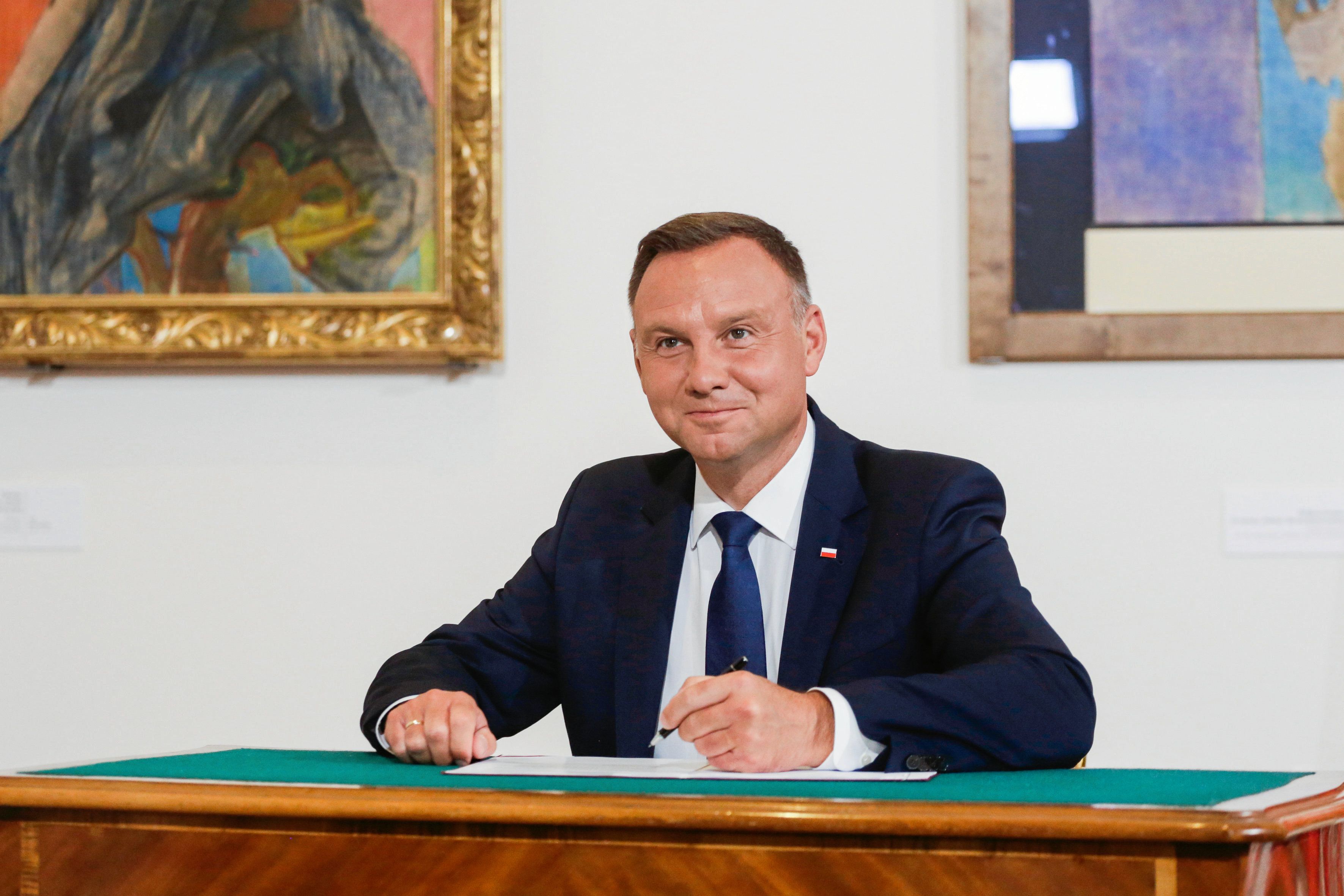 06.08.2018 Krakow , Muzeum Narodowe . Prezydent RP Andrzej Duda podczas podpisania ustawy o ustanowieniu Medalu Stulecia Odzyskanej Niepodleglosci . Fot. Adrianna Bochenek / Agencja Gazeta