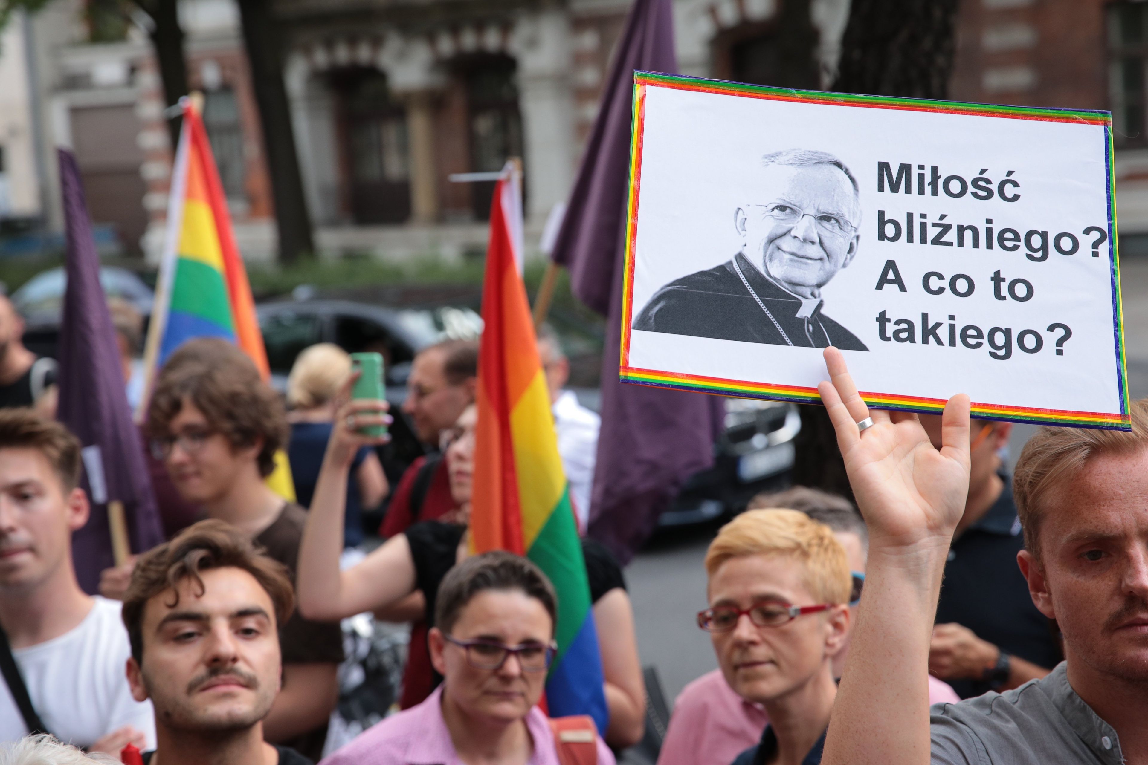 07.08.2019 Warszawa , aleja Jana Chrystiana Szucha 12 . Nuncjatura Apostolska . Protest '' Domagamy sie dymisji arcybiskupa Jedraszewskiego ''. 
Fot. Dawid Zuchowicz / Agencja Gazeta