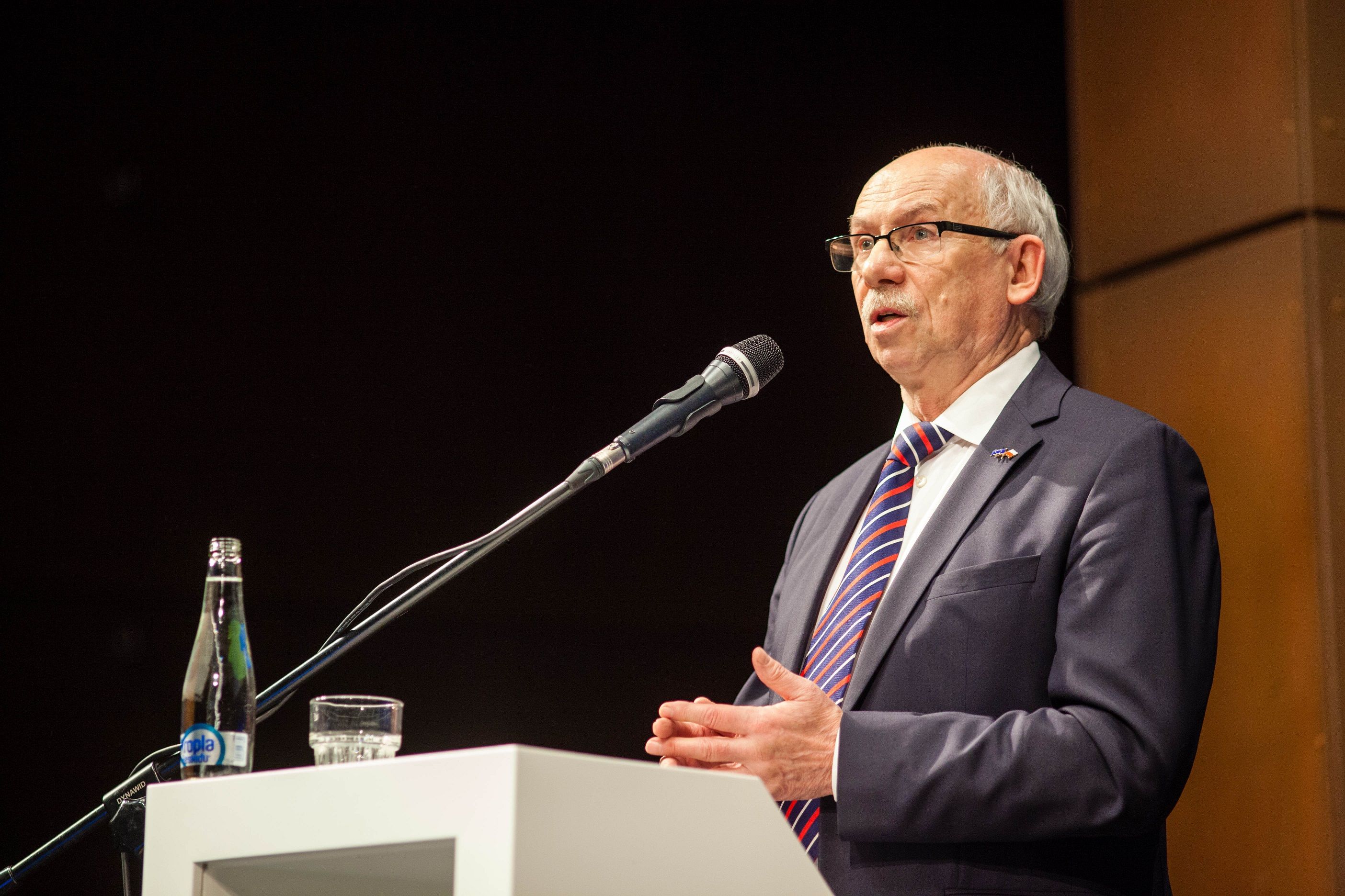 08.03.2019 Gdansk . Europejskie Centrum Kultury . Janusz Lewandowski podczas konferencji " W kierunku spojnej Europy " .
Fot. Michal Ryniak / Agencja Gazeta