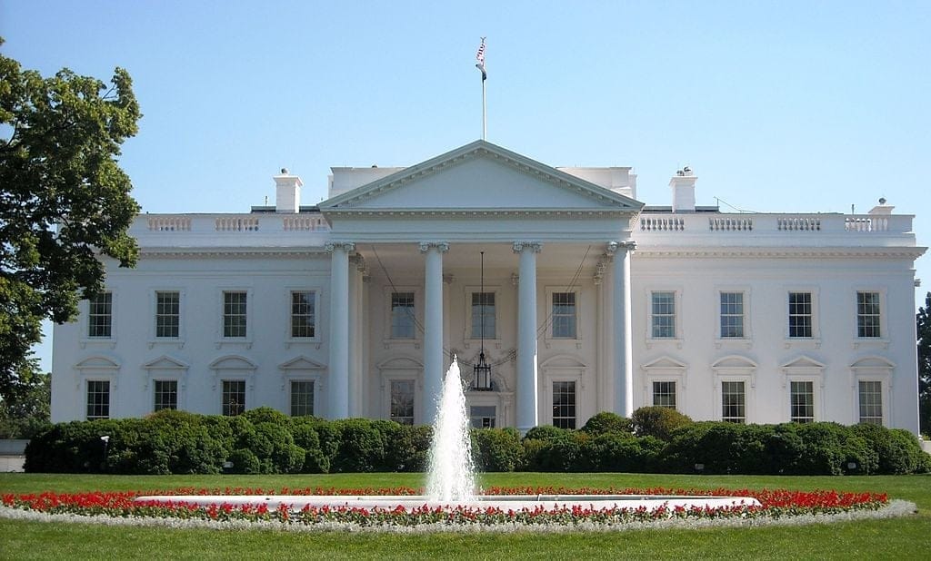 Grafika do artykułu Trump znów pokazał figę sondażom, ale Biden może to wygrać. Co wiemy o wyborach w USA?