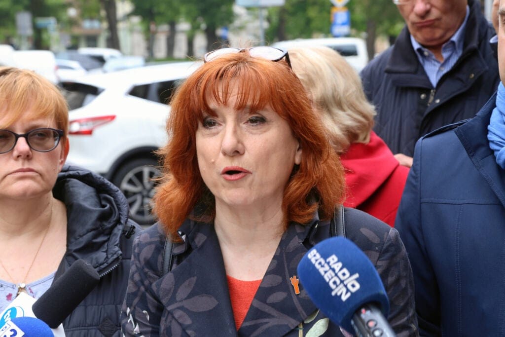 17.05.2019 Szczecin , parafia pw. sw. Jana Chrzciciela . Malgorzata Prokop - Paczkowska podczas konferencji prasowej partii Wiosna . Konferncja dot. ujawnionych przypadkow pedofilii w kosciele katolickim .
Fot. Cezary Aszkielowicz / Agencja Gazeta