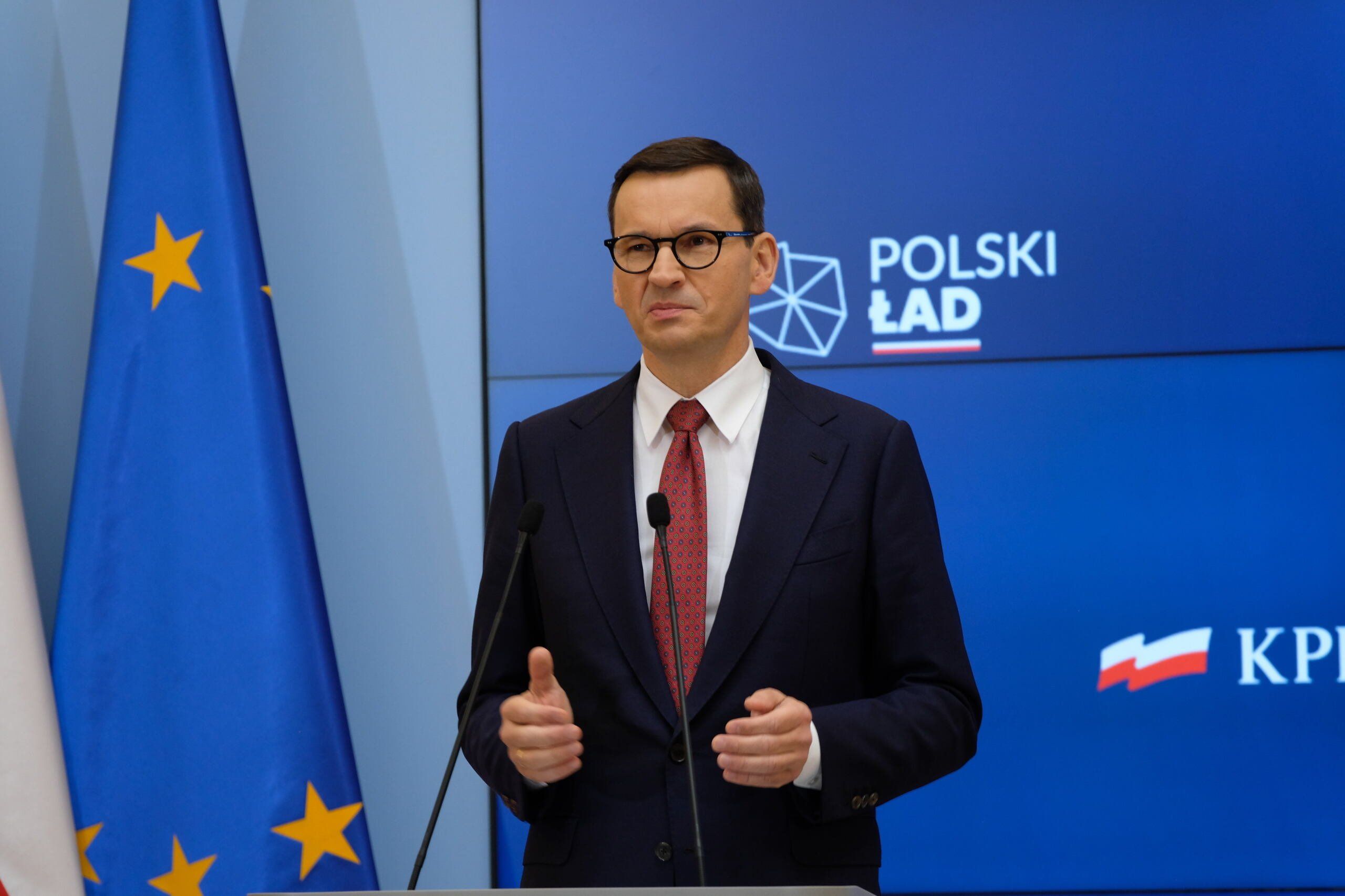 Premier Mateusz Morawiecki na konferencji prasowej.