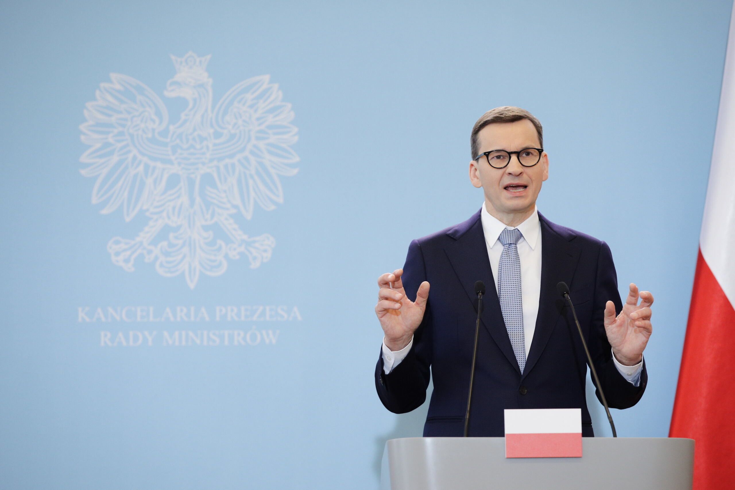 08.04.2022 Warszawa , Aleje Jerozolimskie 1 / 3 . Kancelaria Prezesa Rady Ministrow . Wizyta premier Republiki Moldawii Natalii Garvility . Premier Polski Mateusz Morawiecki podczas konferencji prasowej .