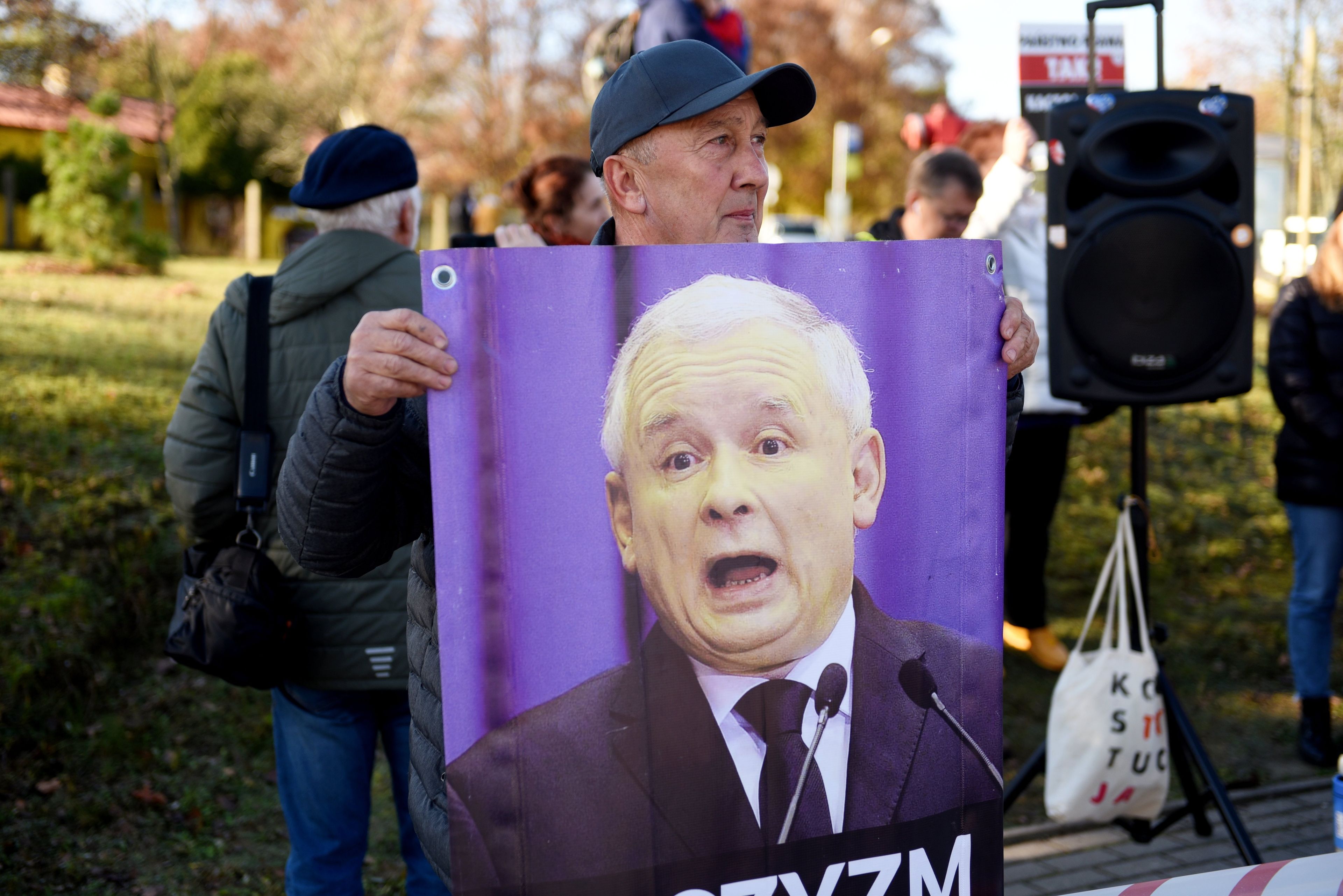 Protest w trakcie wizyty Jaroslawa Kaczynskoego w Olsztynie